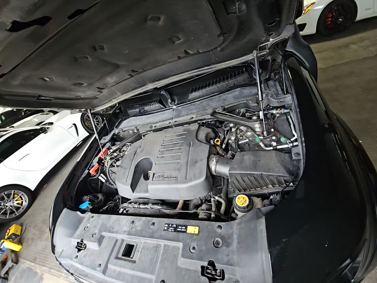 2022 Land Rover Defender 110 X-Dynamic HSE AWD