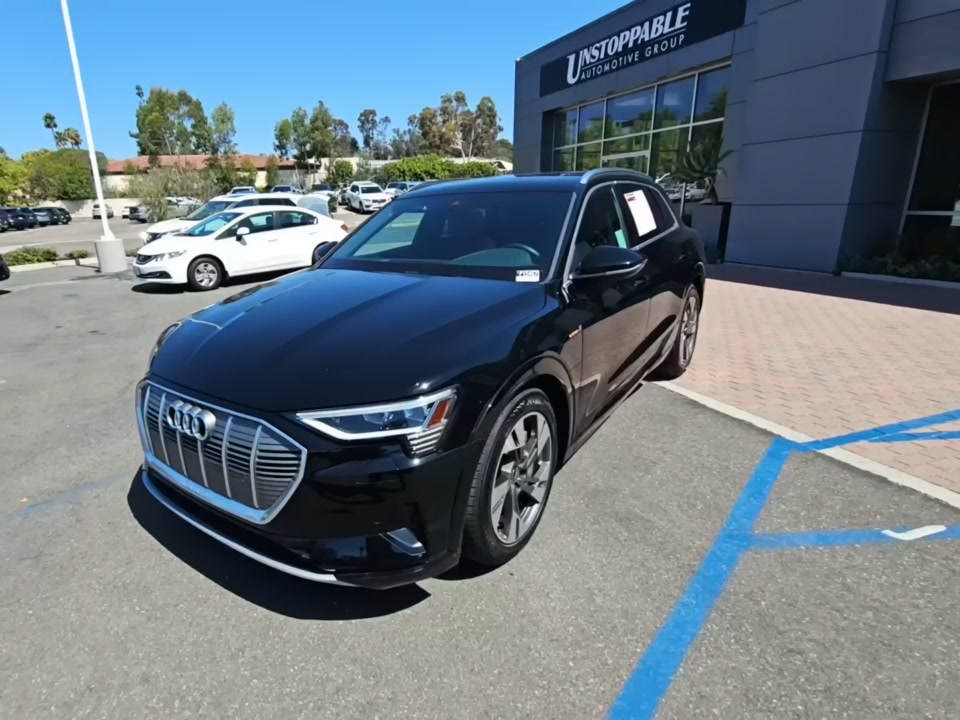 2022 Audi e-tron Premium