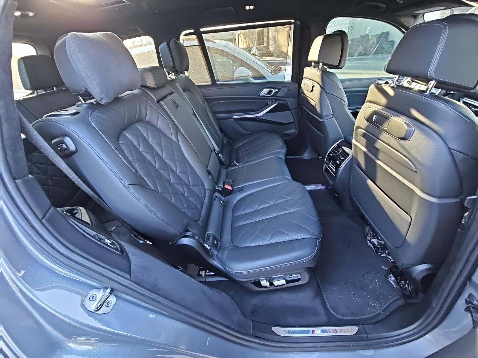 2023 BMW X7 xDrive40i AWD