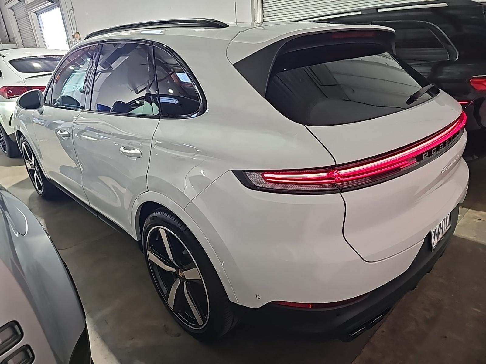 2024 Porsche Cayenne S AWD