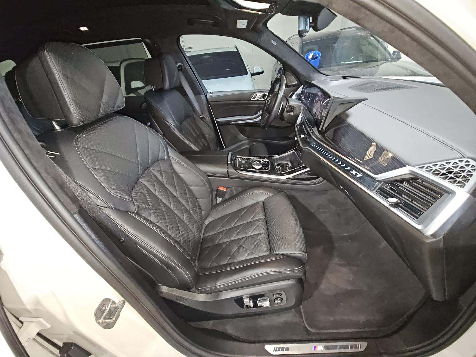 2024 BMW X7 xDrive40i AWD