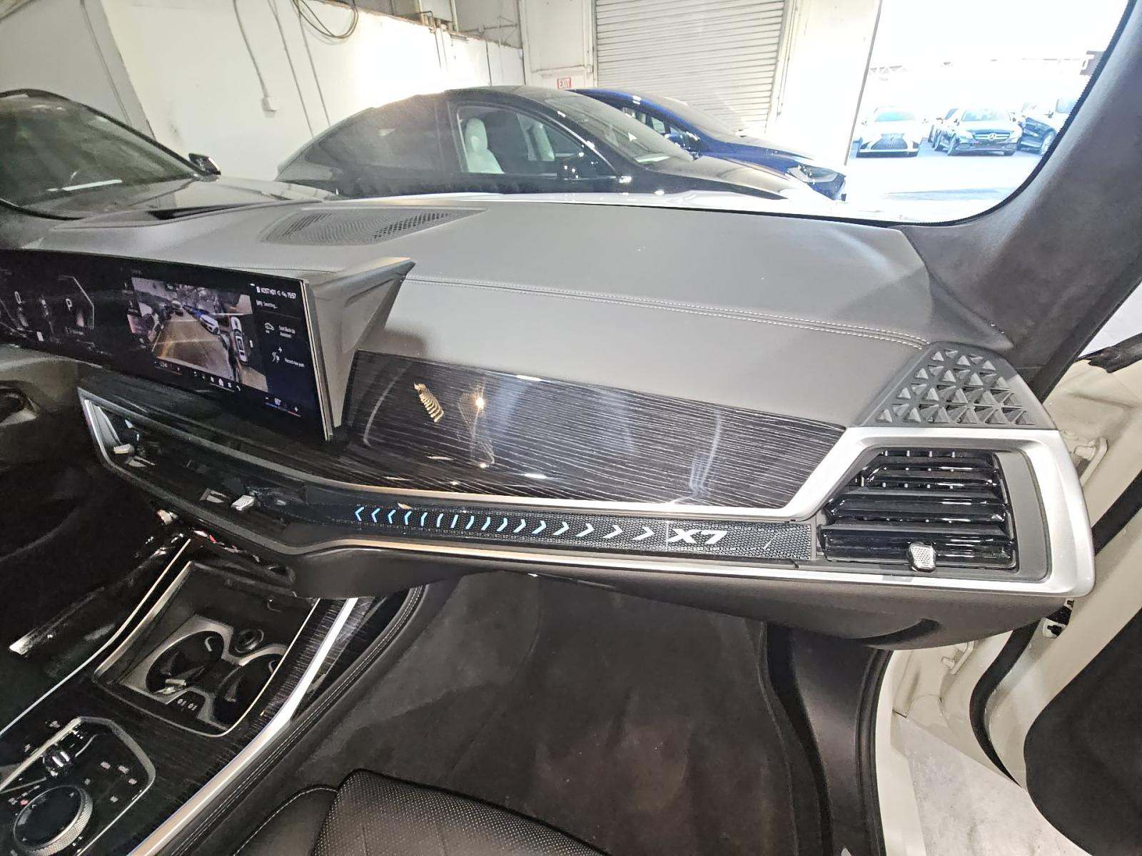 2024 BMW X7 xDrive40i AWD