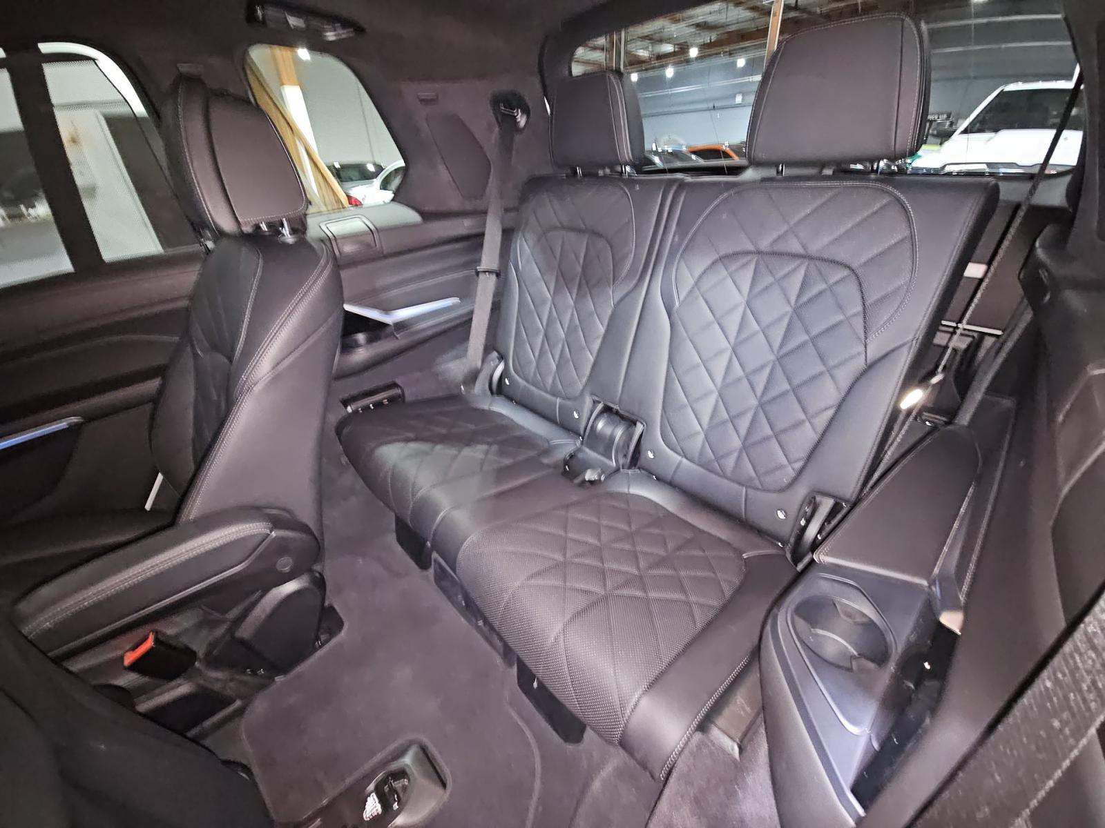 2024 BMW X7 xDrive40i AWD