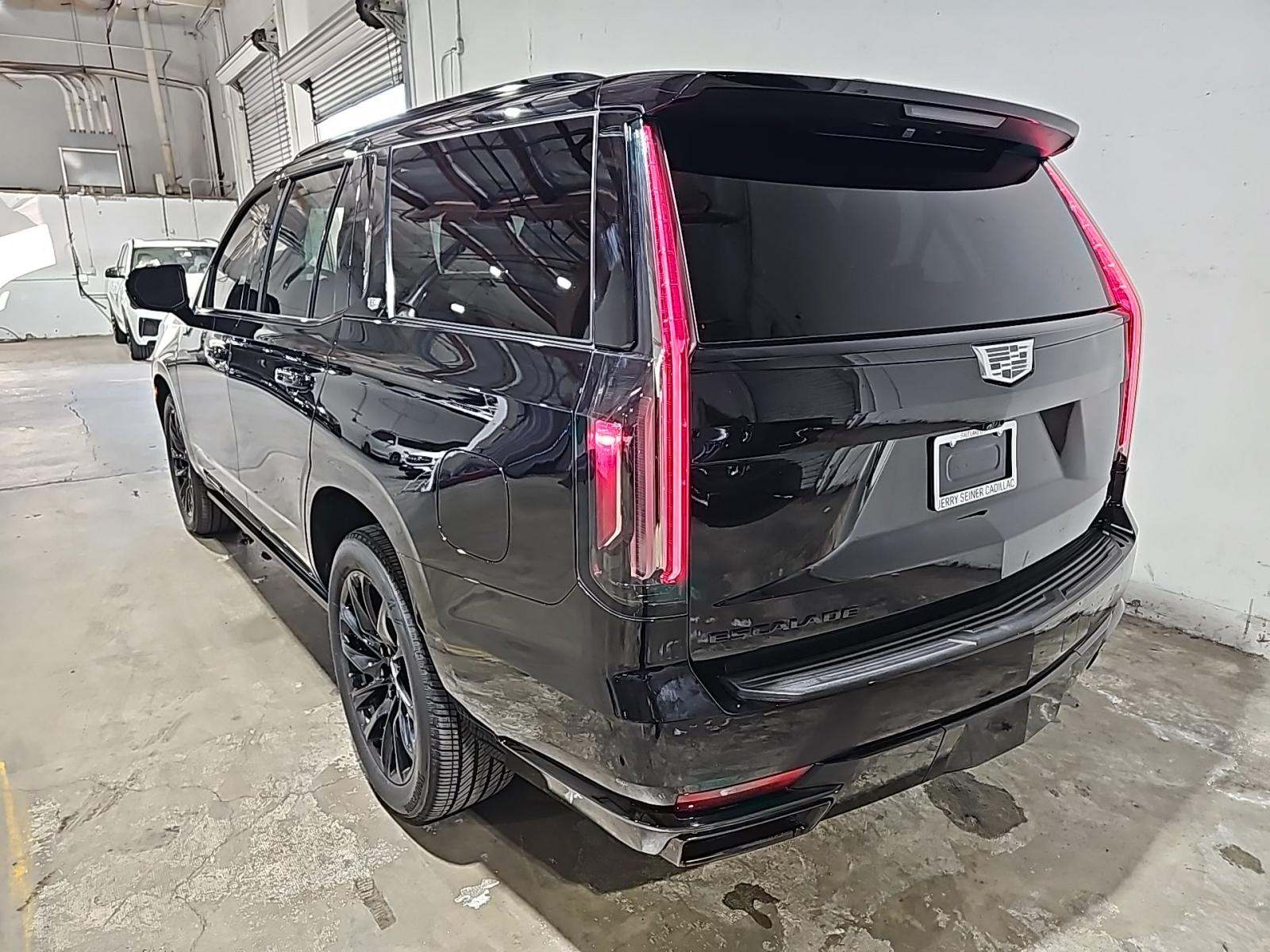 2023 Cadillac Escalade Sport Platinum AWD