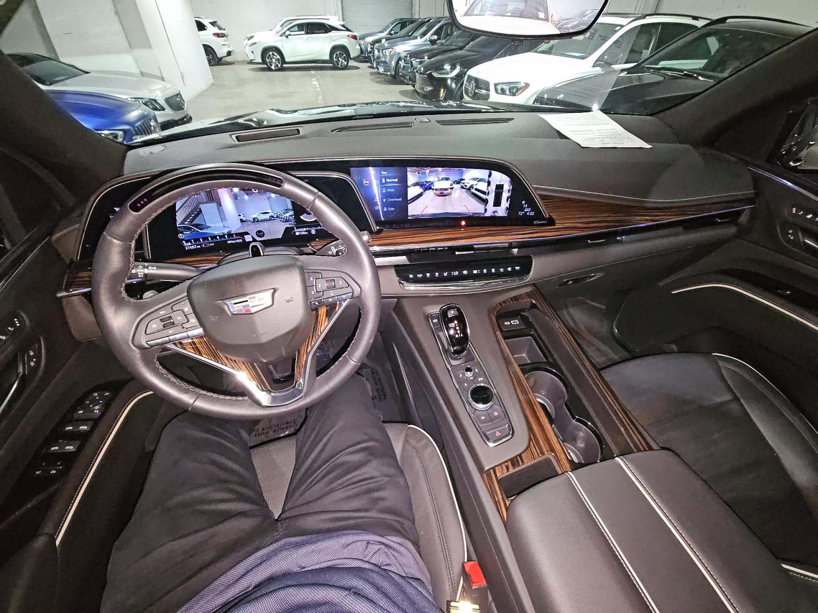 2023 Cadillac Escalade ESV Premium Luxury AWD