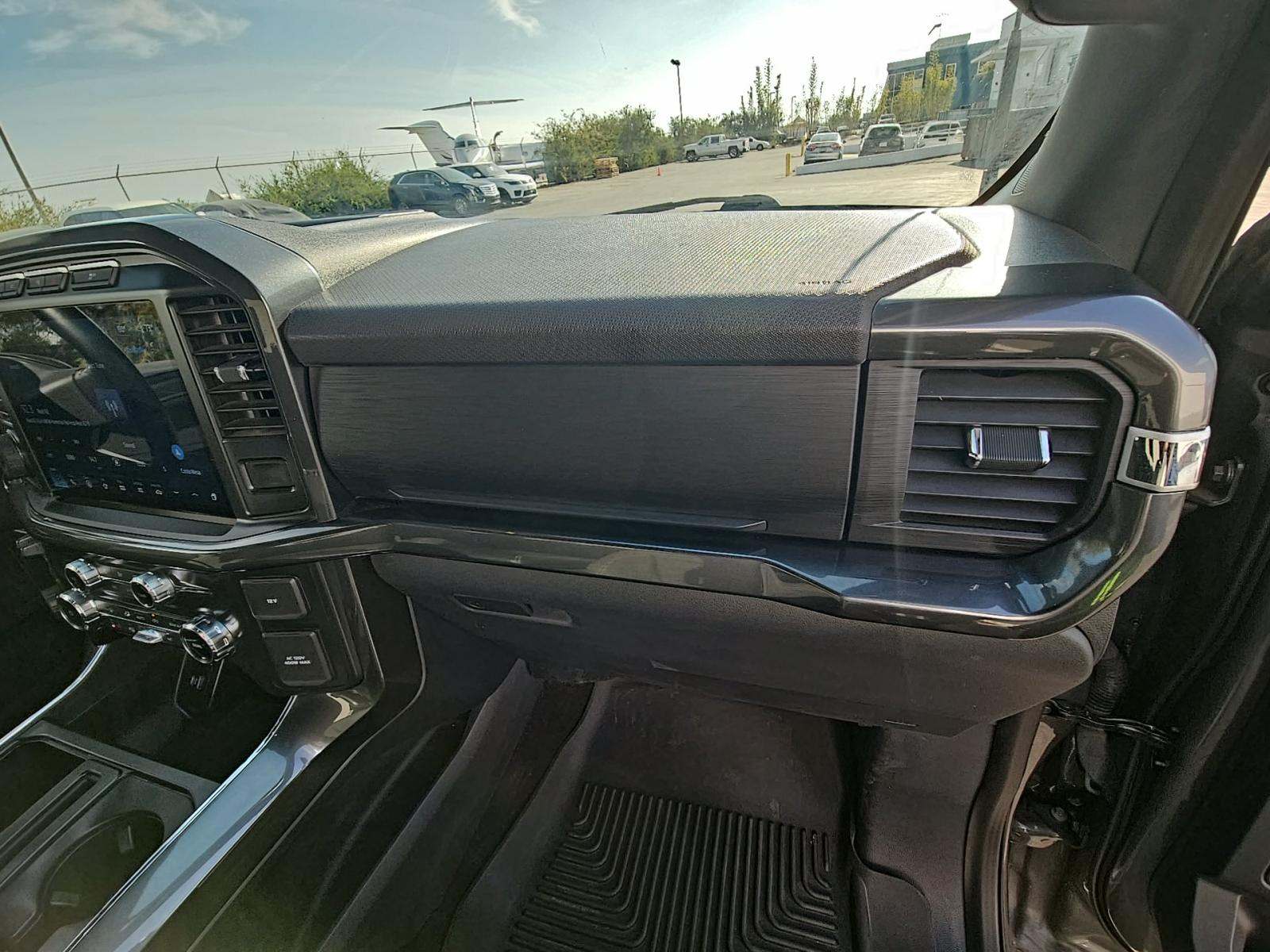 2022 Ford F-150 XLT RWD