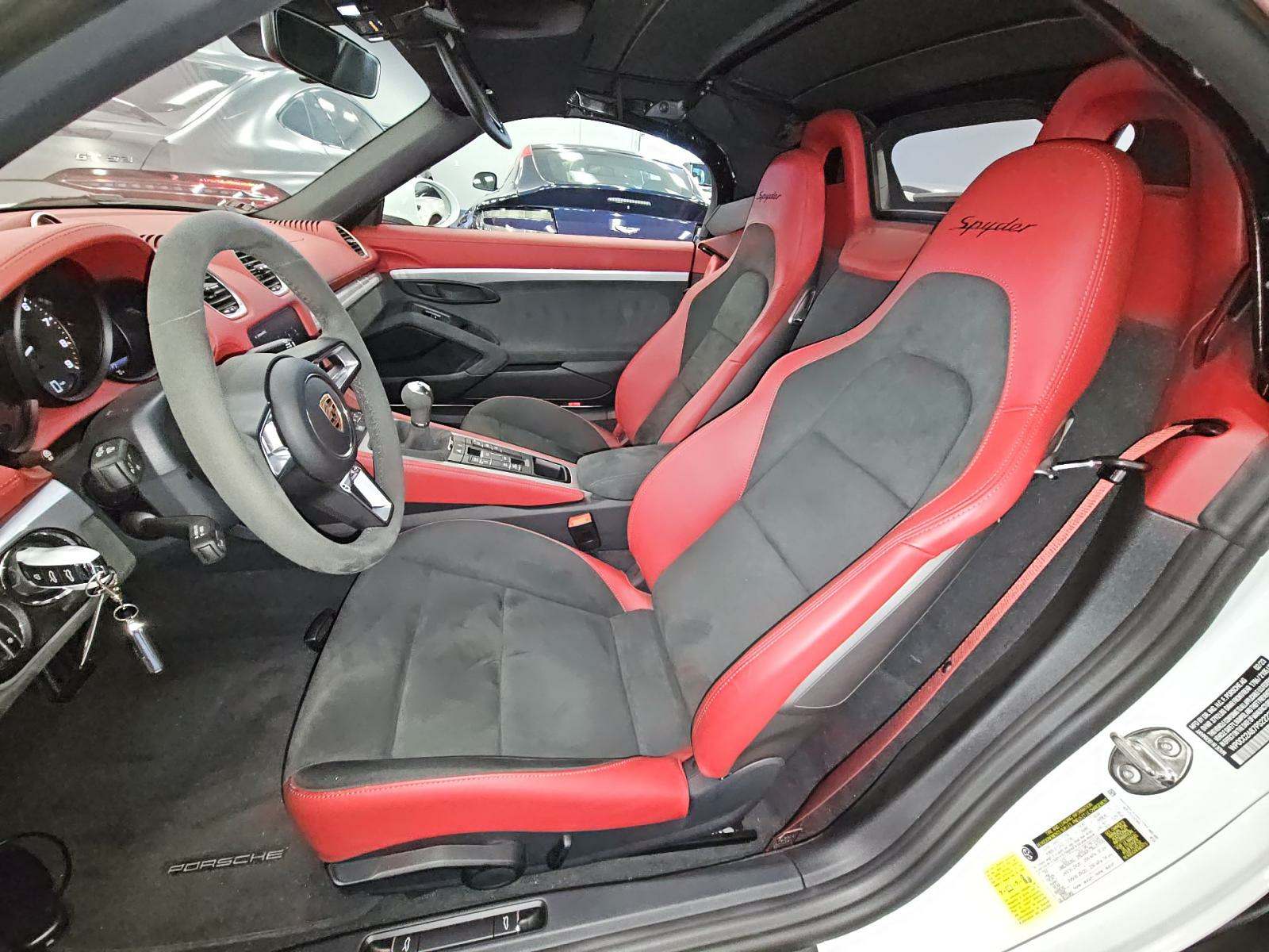 2023 Porsche 718 Boxster Spyder RWD