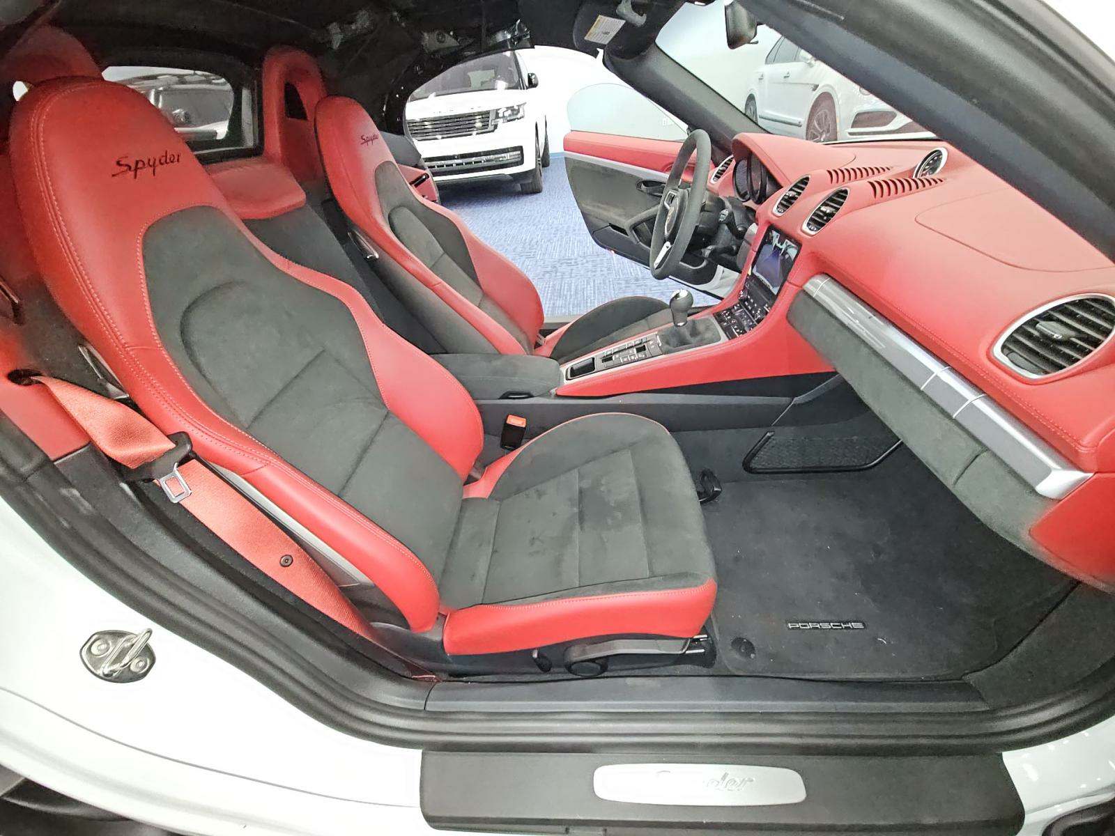 2023 Porsche 718 Boxster Spyder RWD