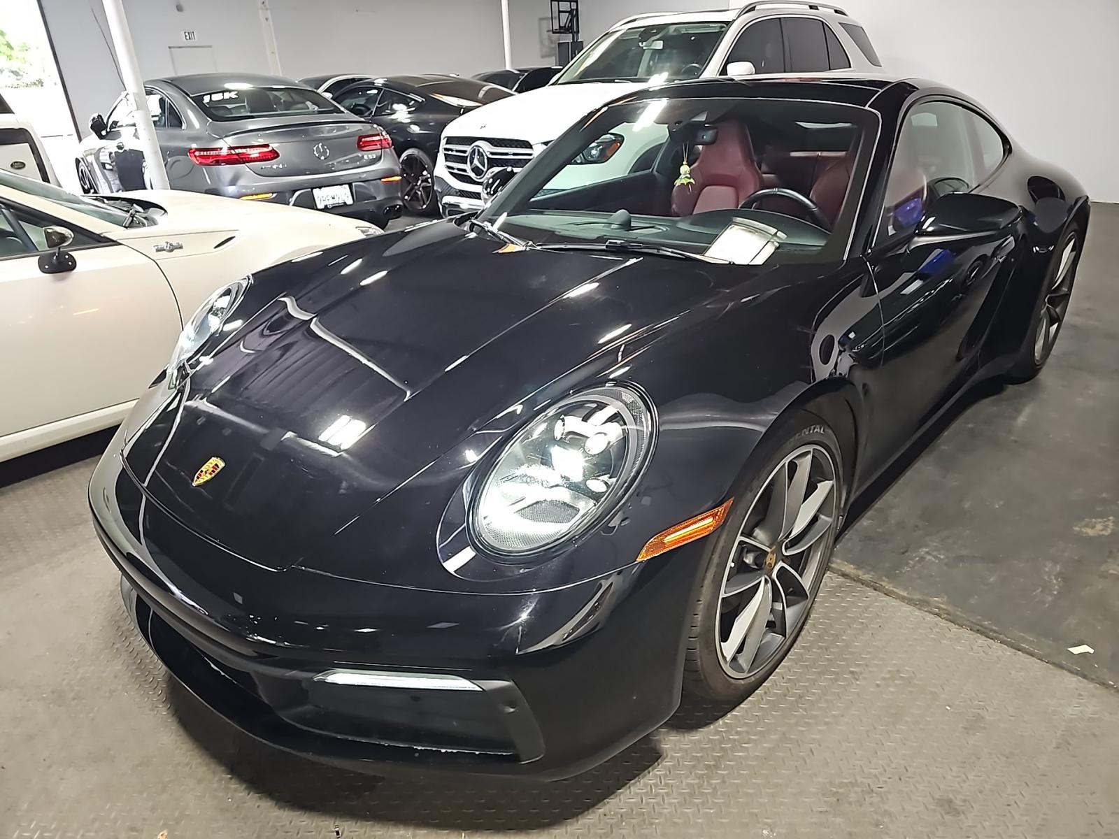 2020 Porsche 911 Carrera 4 (992)