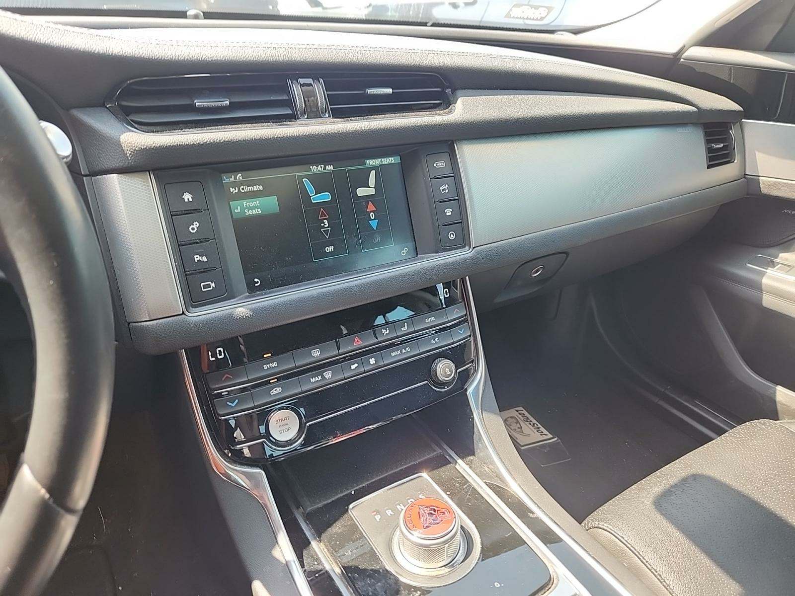 2016 Jaguar XF 35t Prestige RWD