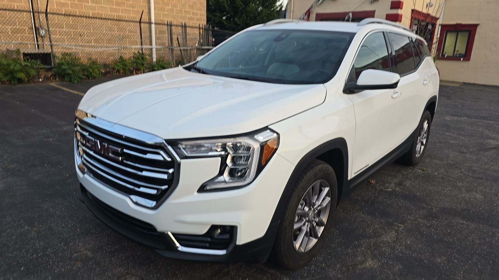 2023 GMC Terrain SLT 4SA