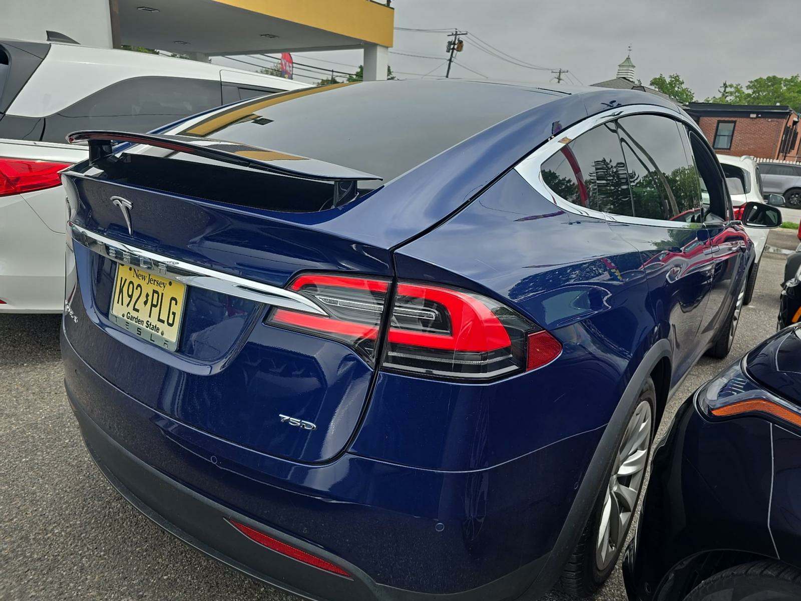 2018 Tesla Model X 75D AWD