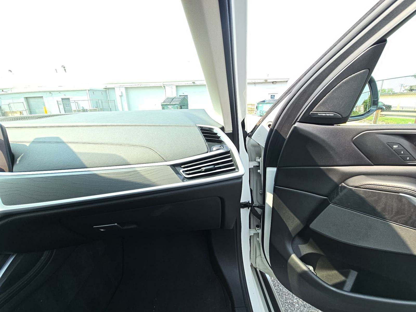 2019 BMW X7 xDrive40i AWD