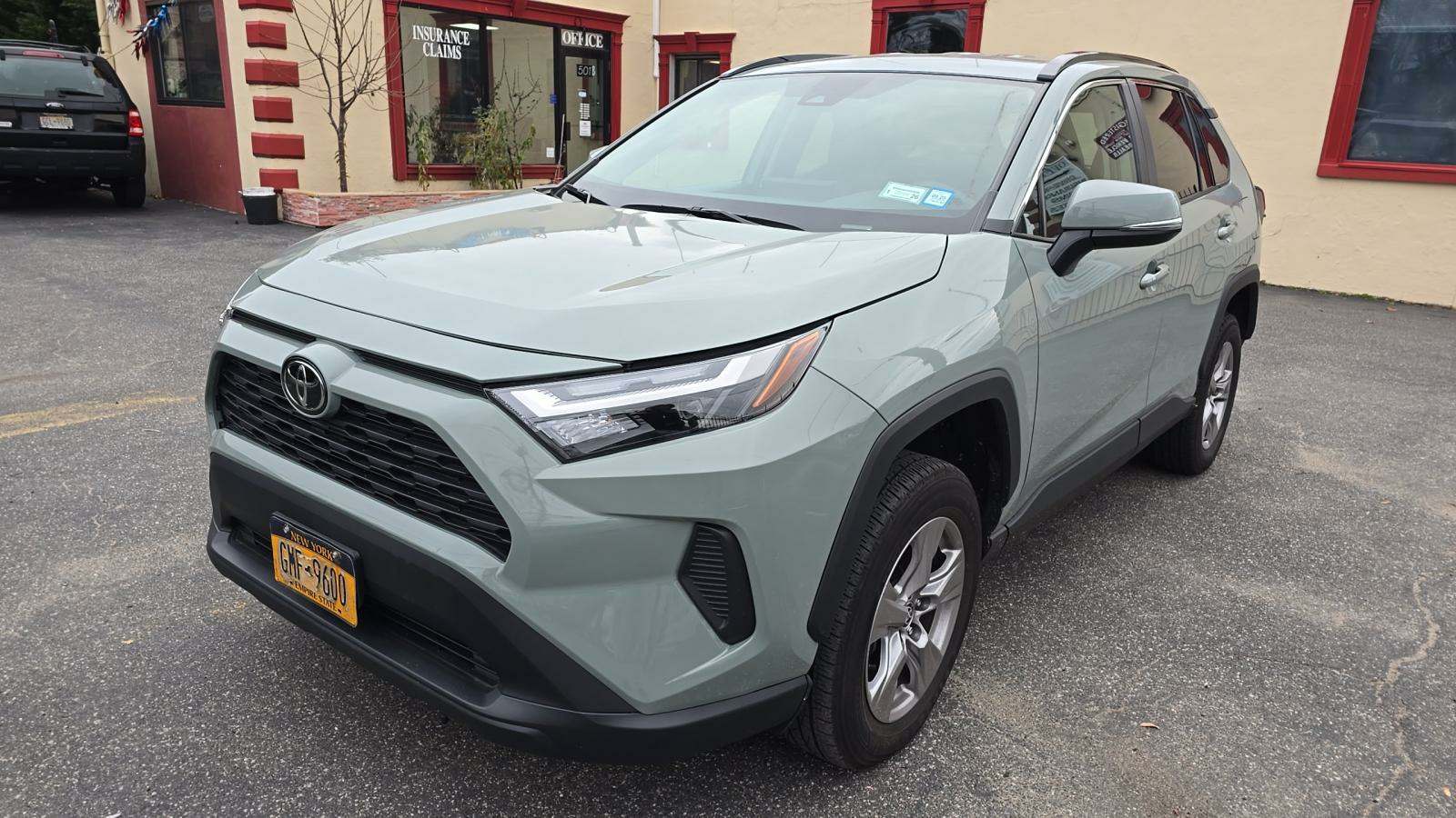 2023 Toyota RAV4 XLE