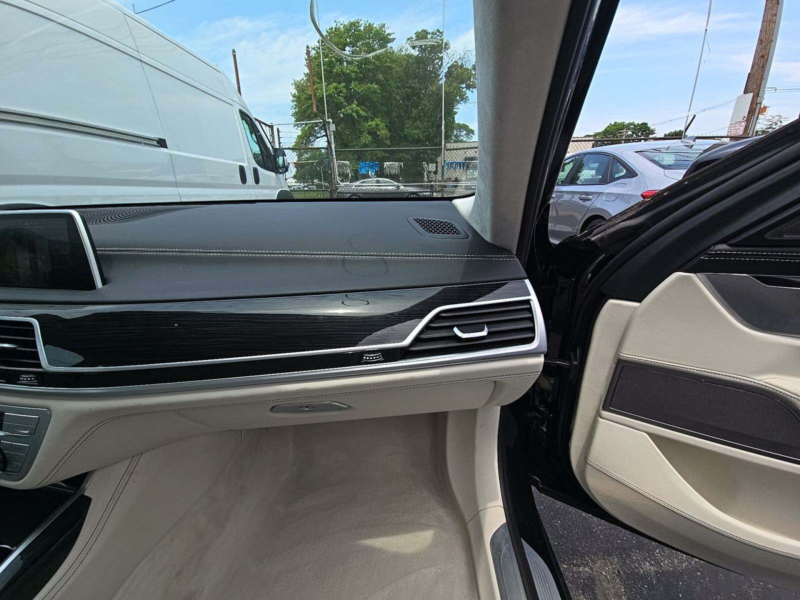 2022 BMW 7 Series 740i xDrive AWD