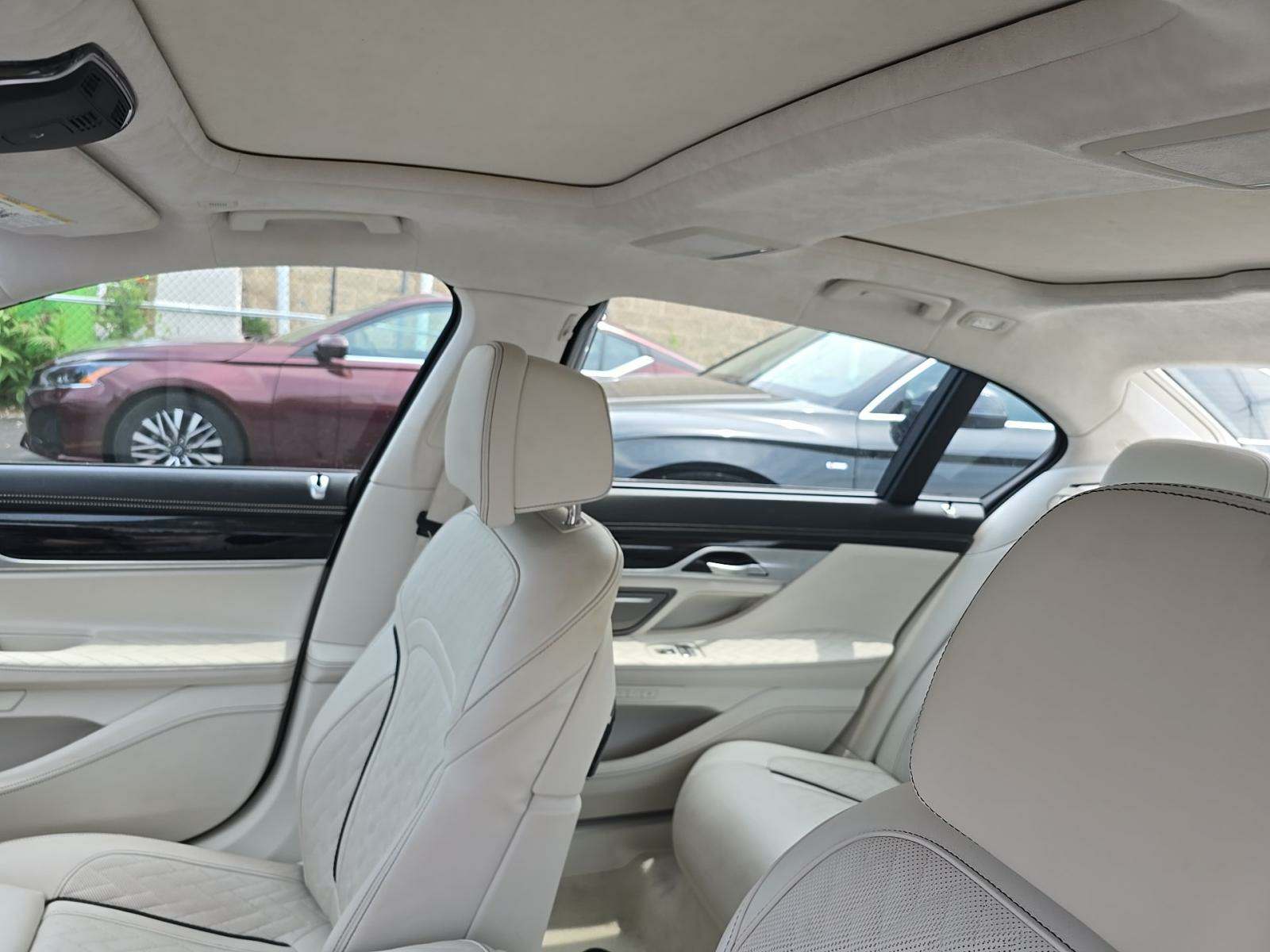 2022 BMW 7 Series 740i xDrive AWD