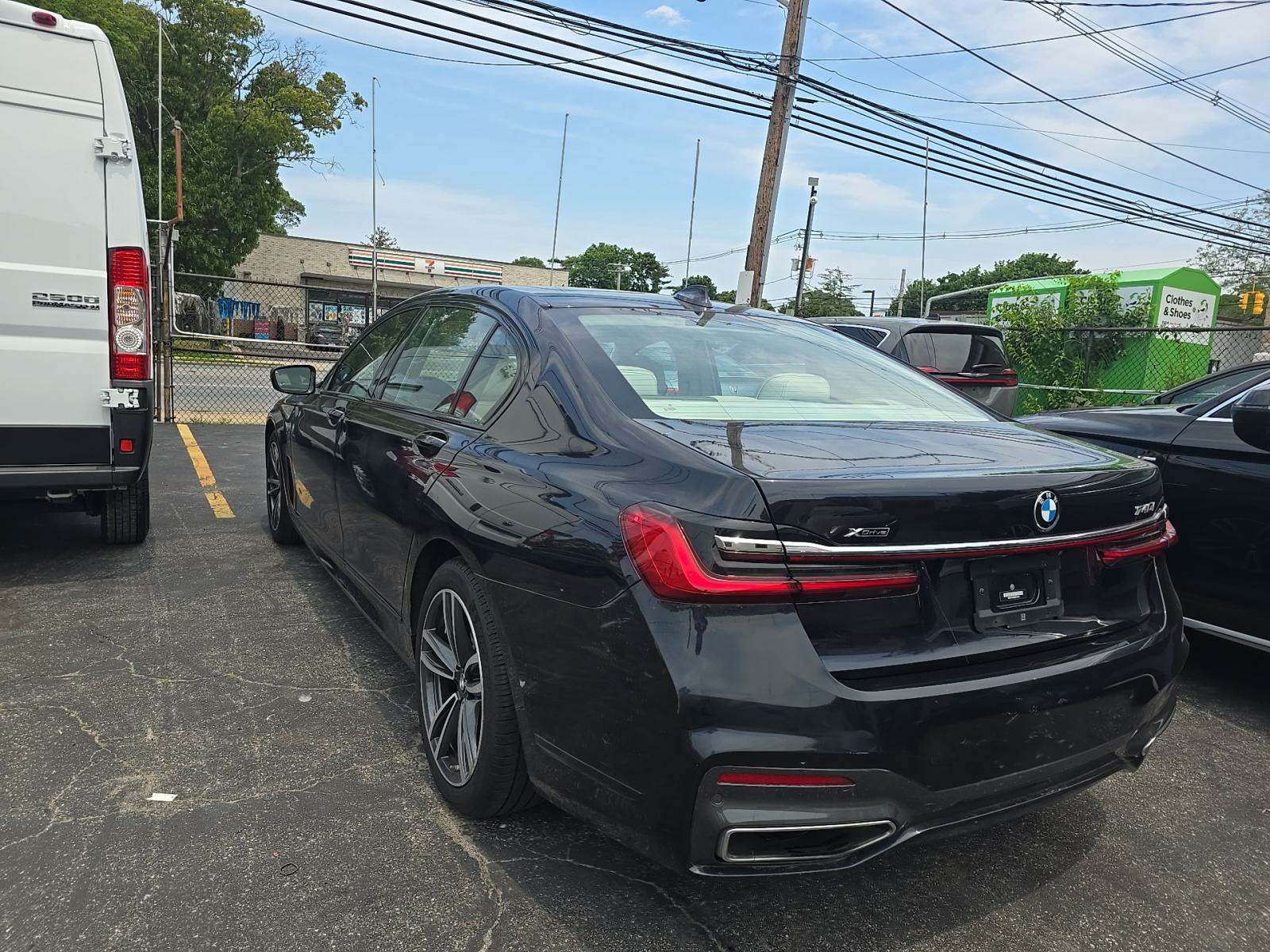 2022 BMW 7 Series 740i xDrive AWD