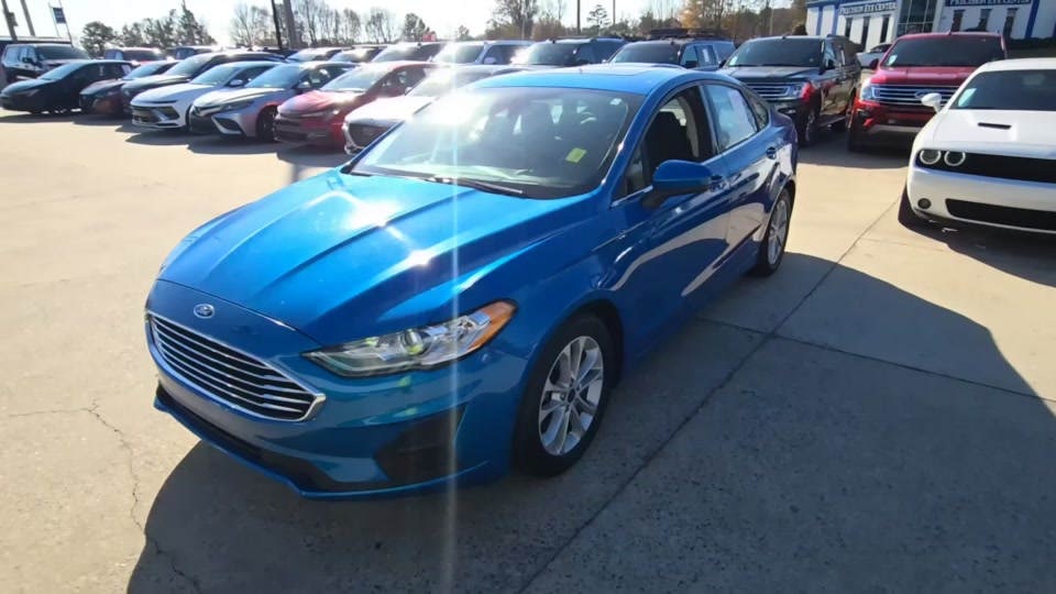 2020 Ford Fusion SE