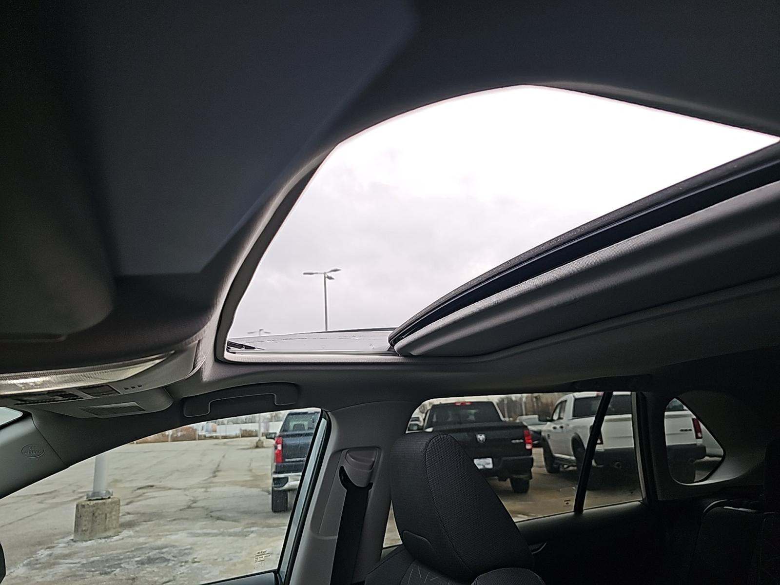 2022 Toyota RAV4 XLE AWD