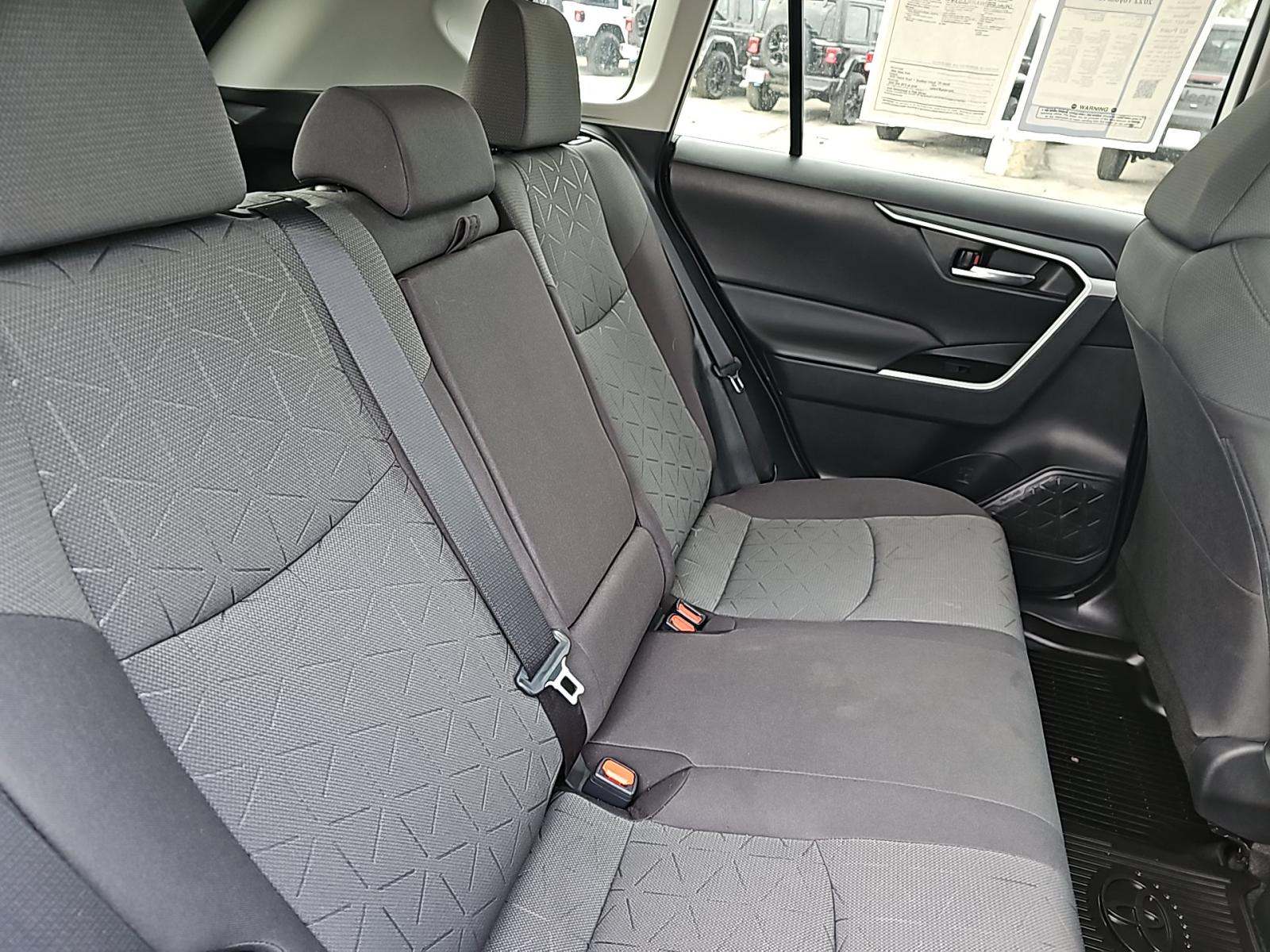 2022 Toyota RAV4 XLE AWD