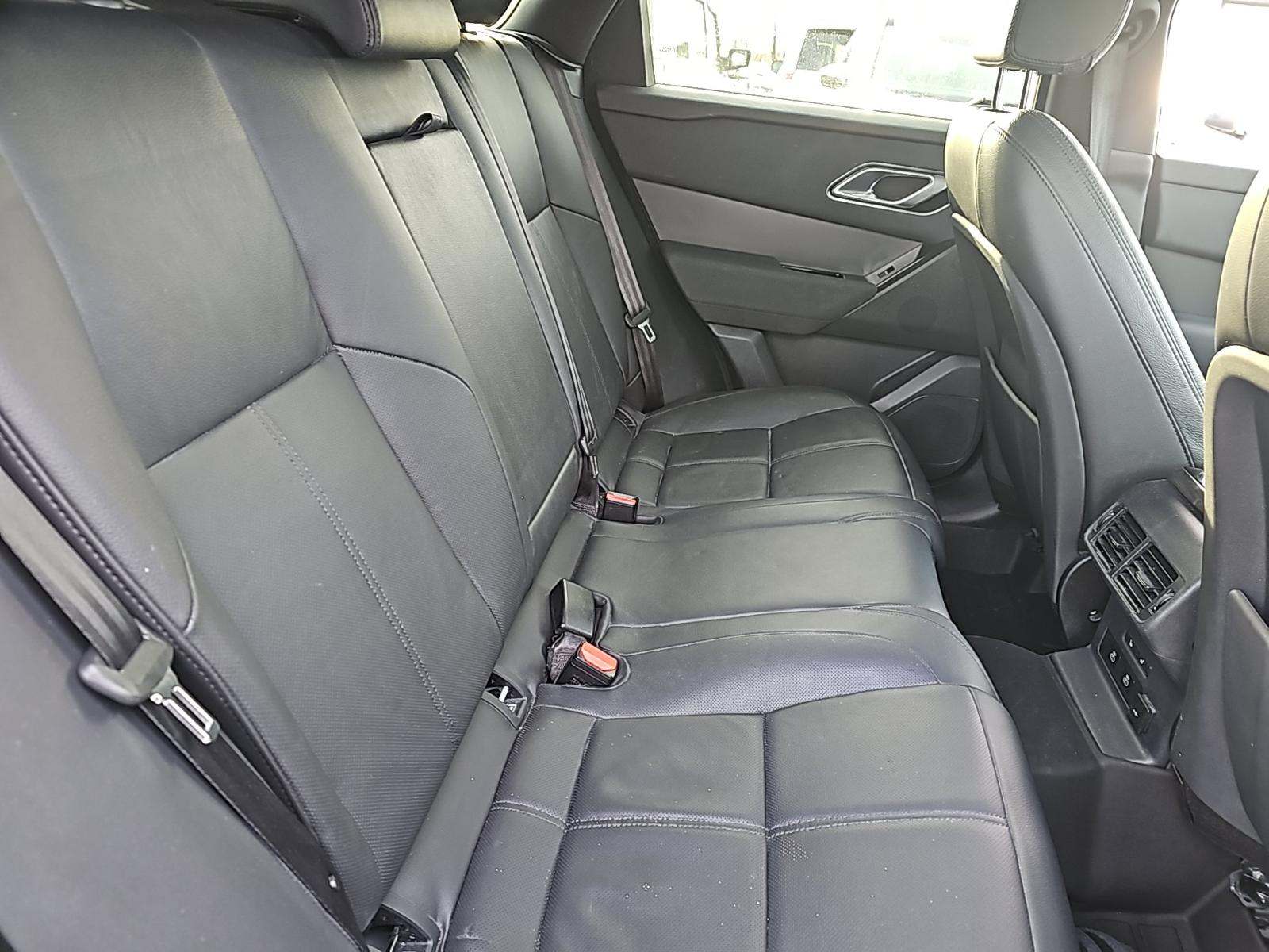 2025 Land Rover Range Rover Velar Dynamic SE AWD