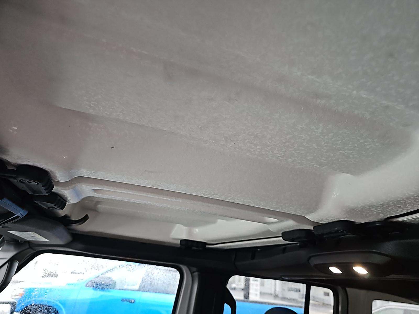 2024 Jeep Wrangler Sahara AWD