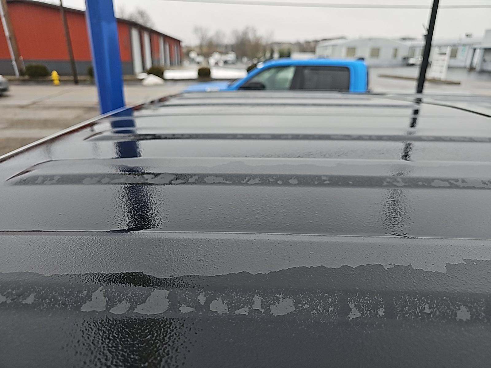 2024 Jeep Wrangler Sahara AWD