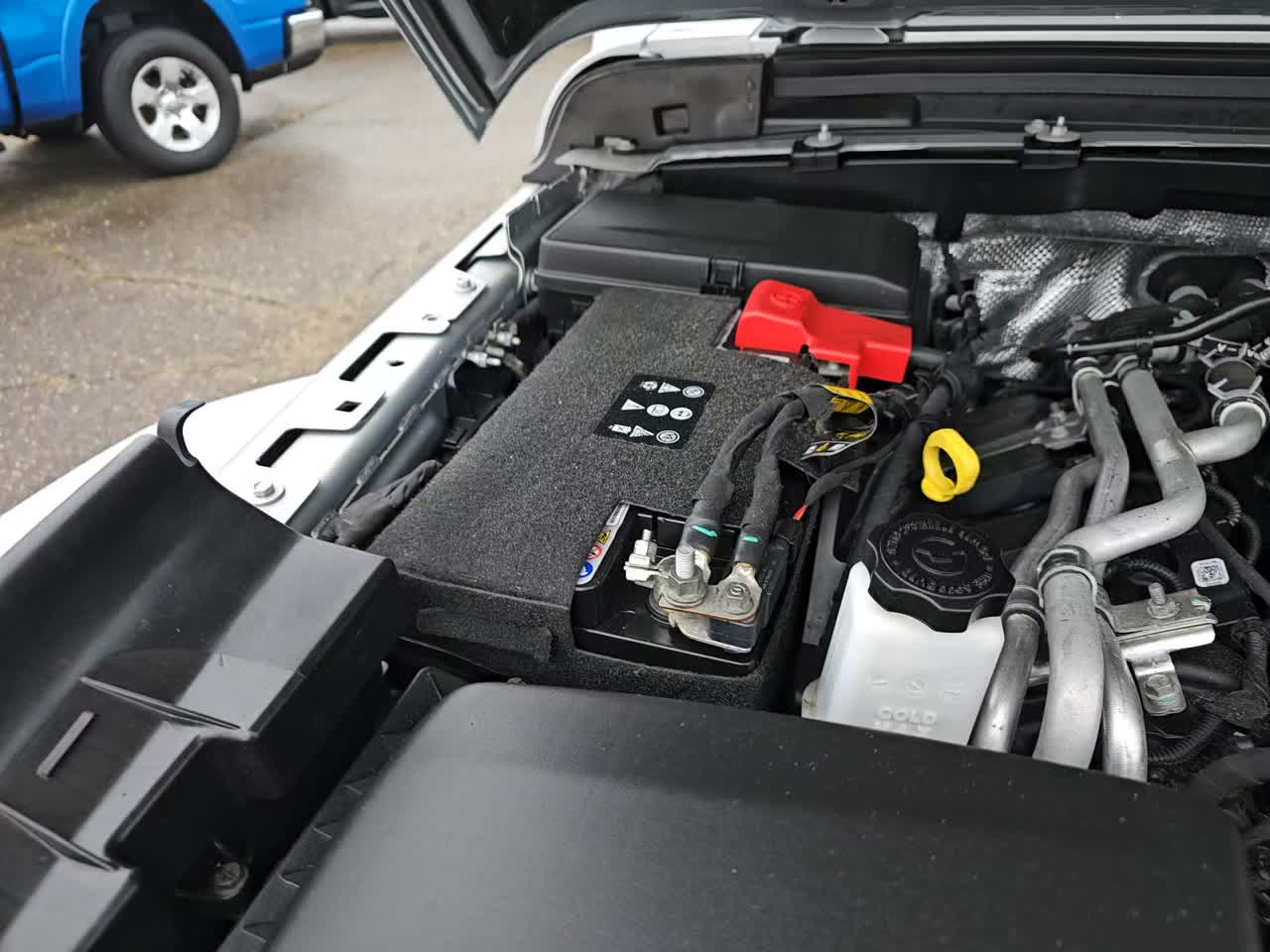 2024 Jeep Wrangler Sahara AWD