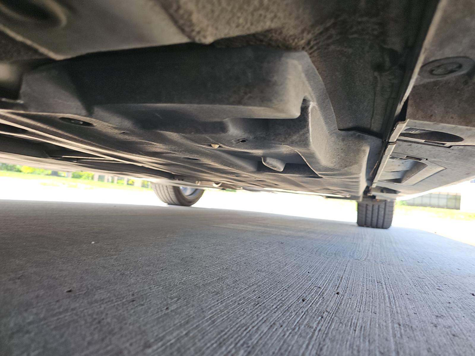 TOYOTA CAMRY - 3