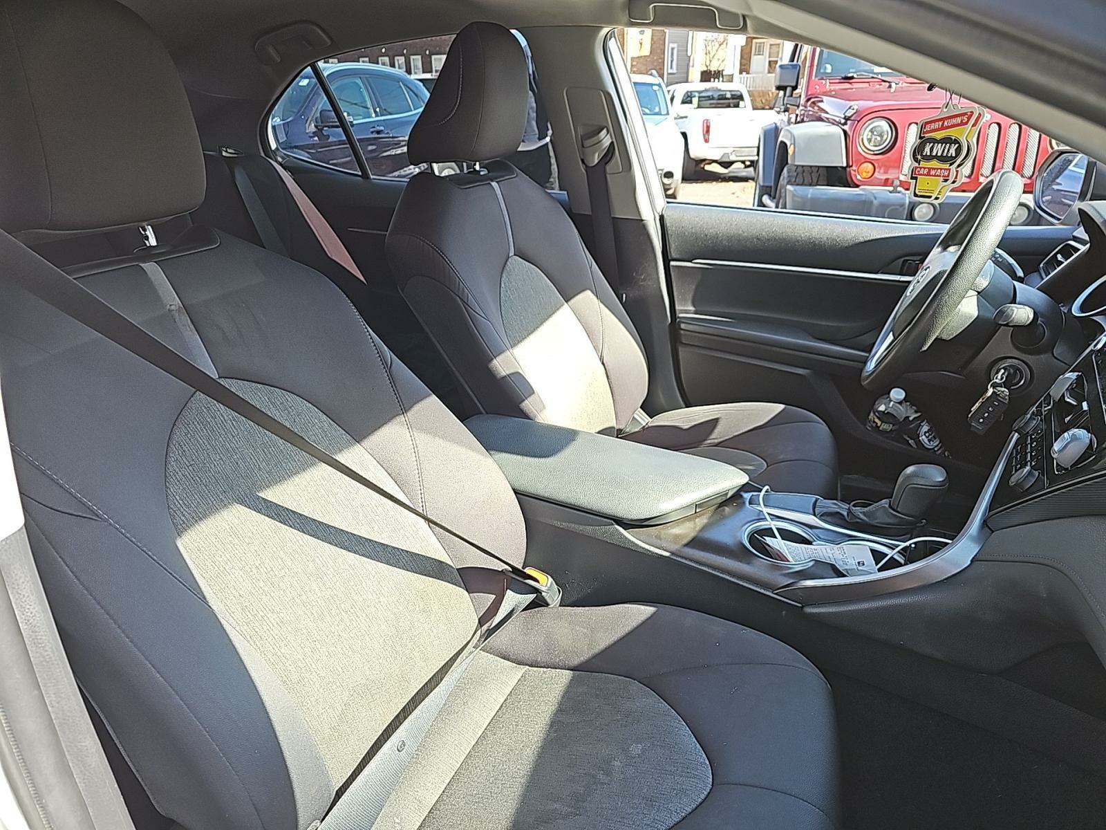 2021 Toyota Camry LE FWD