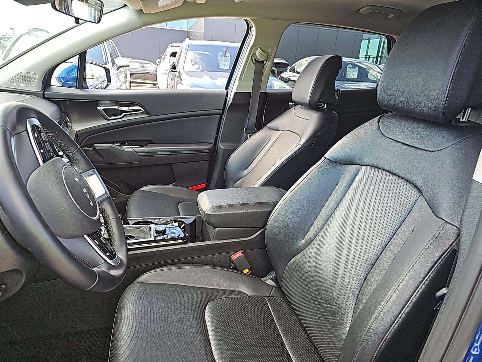 2024 Kia Sportage EX FWD