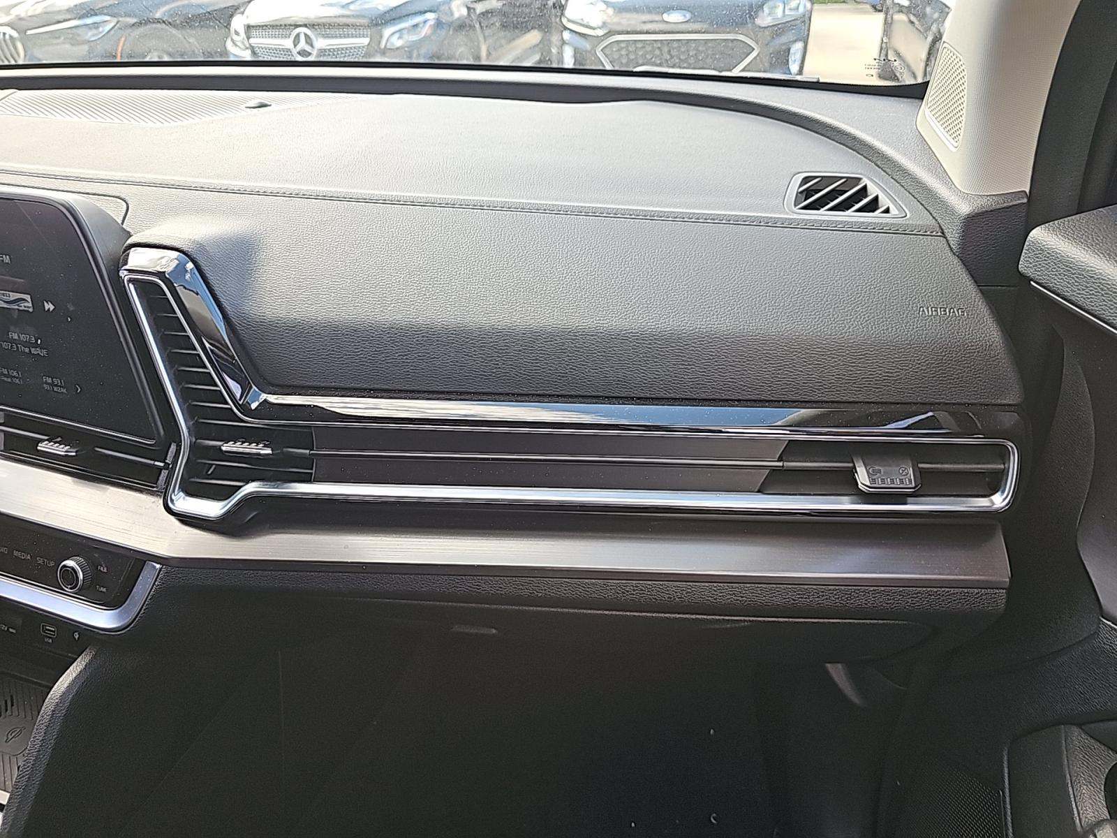 2024 Kia Sportage EX FWD