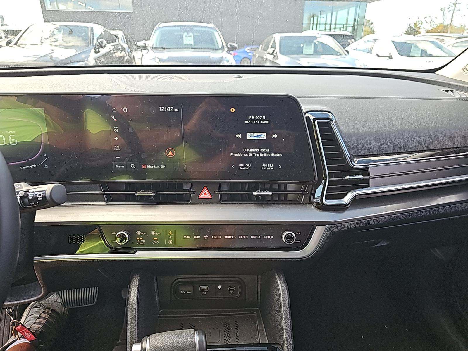 2024 Kia Sportage EX FWD