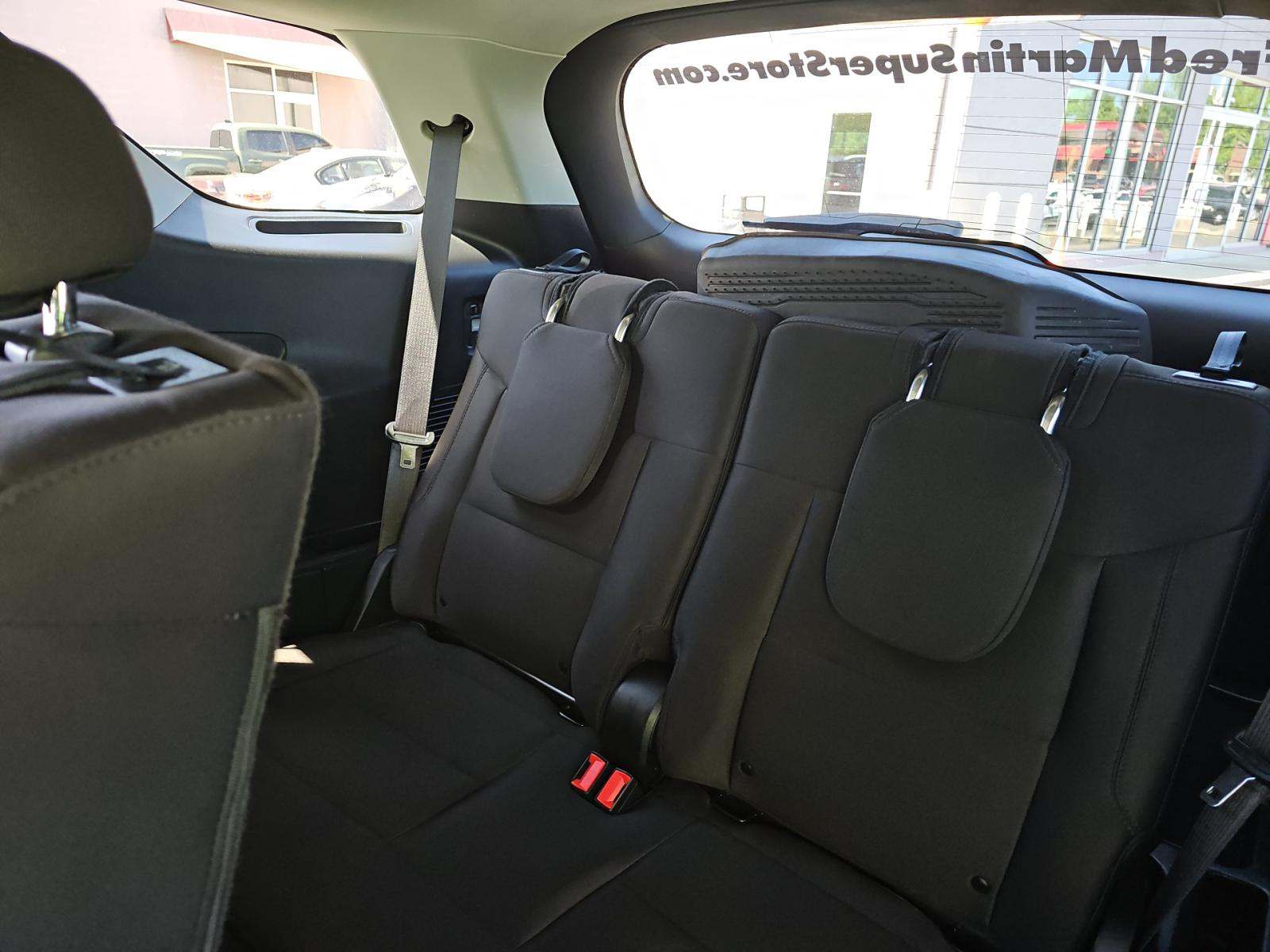 2022 Ford Explorer XLT RWD