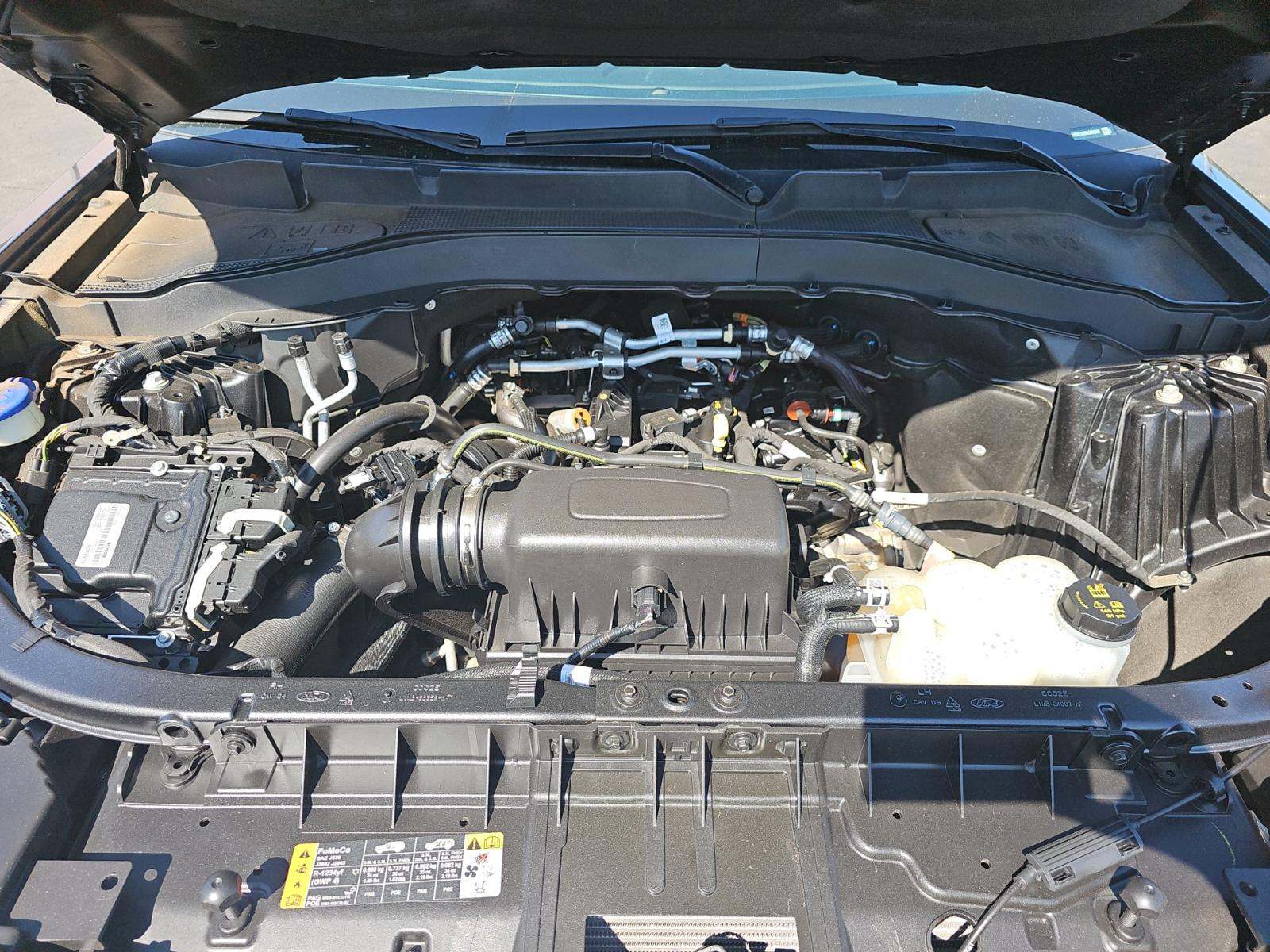 2022 Ford Explorer XLT RWD