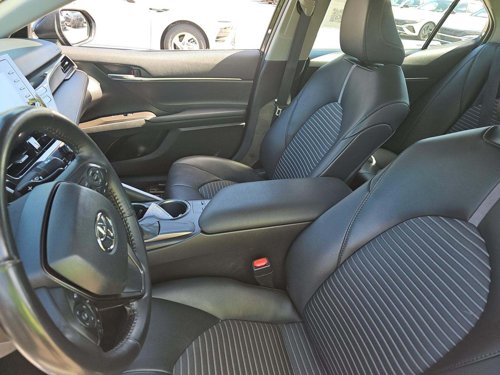 2024 Toyota Camry SE FWD