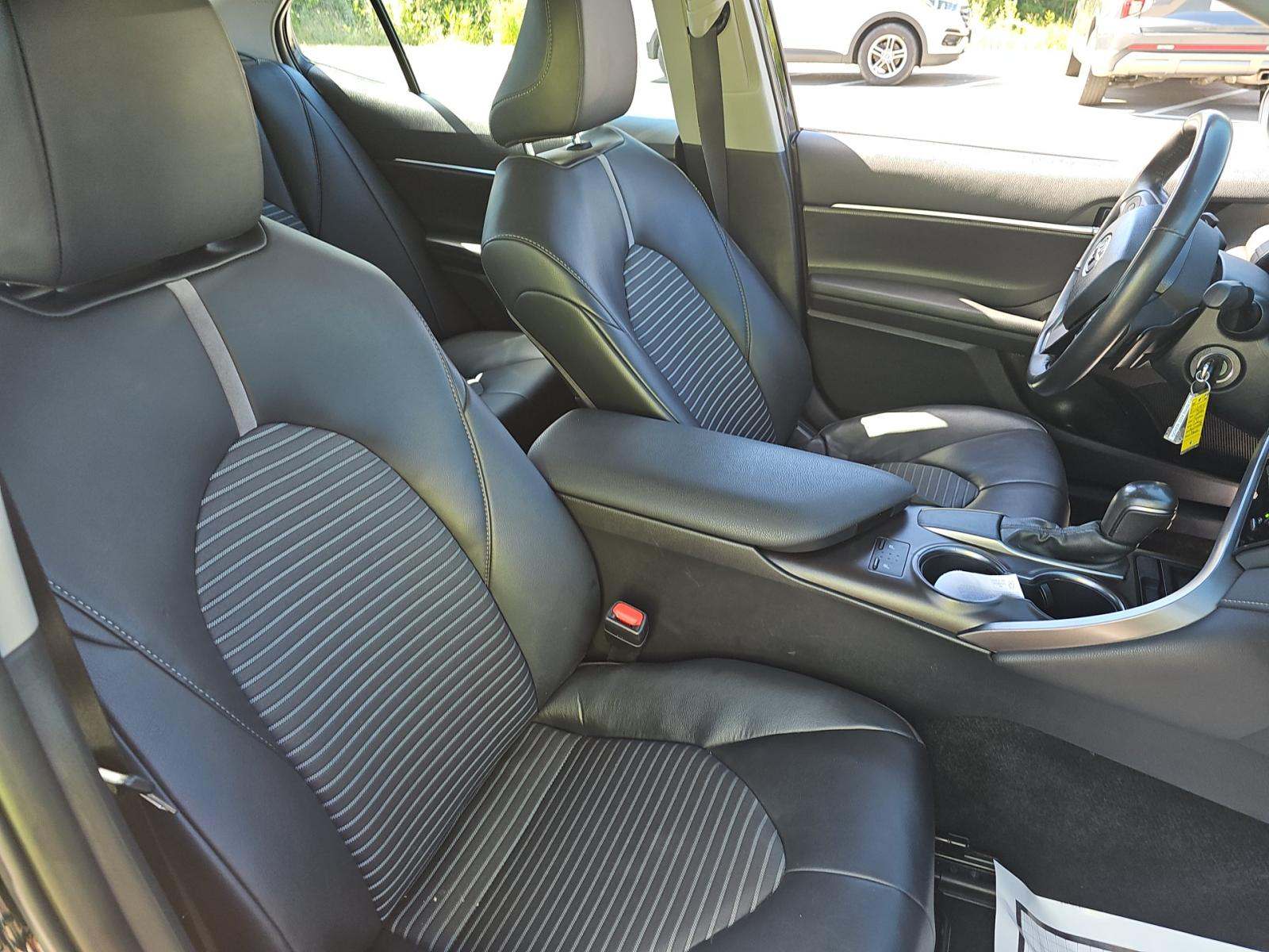 2024 Toyota Camry SE FWD