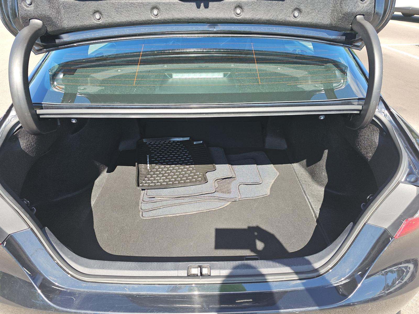 2024 Toyota Camry SE FWD