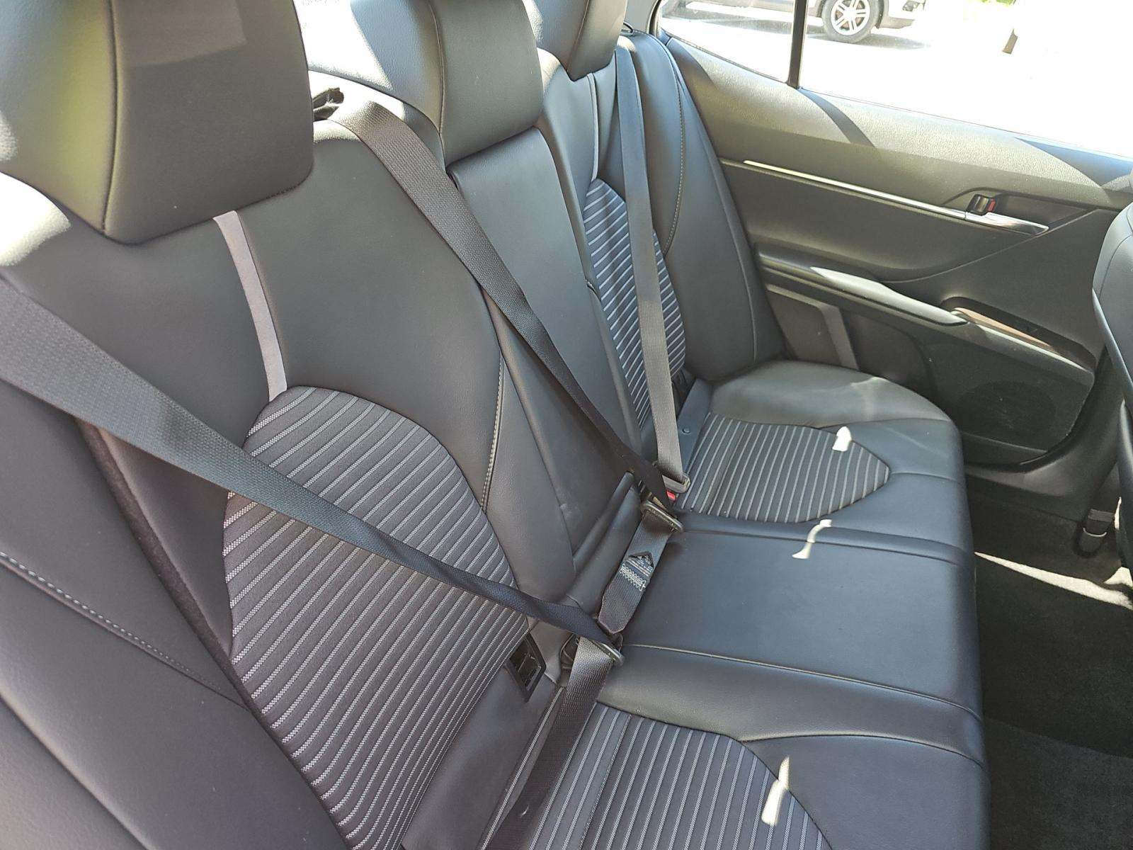 2024 Toyota Camry SE FWD