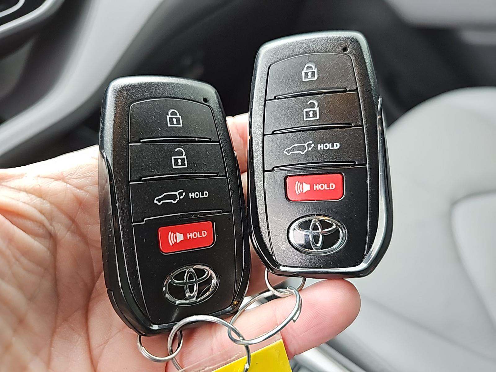 2025 Toyota Highlander Platinum AWD