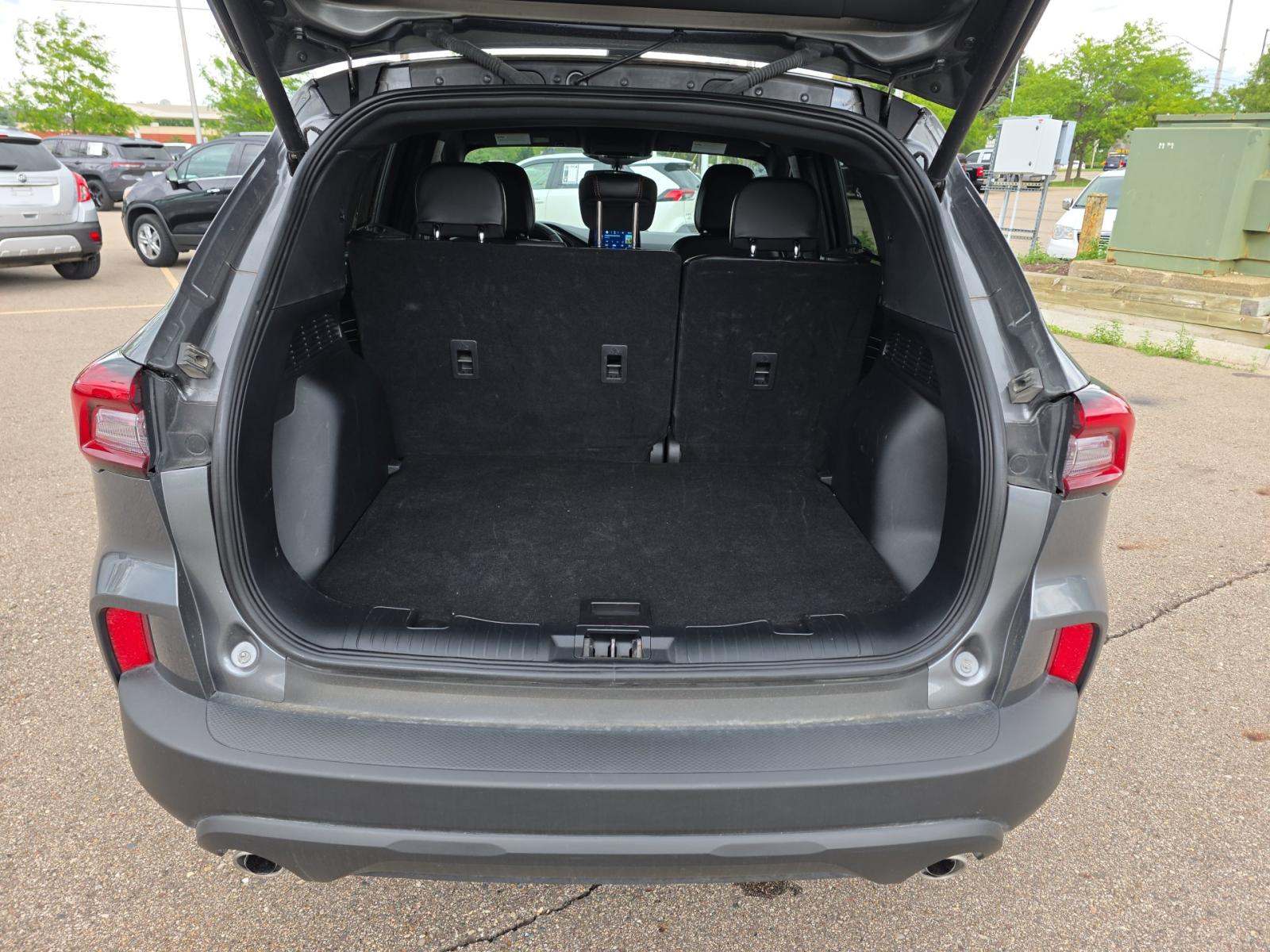 2025 Ford Escape ST-Line Select AWD