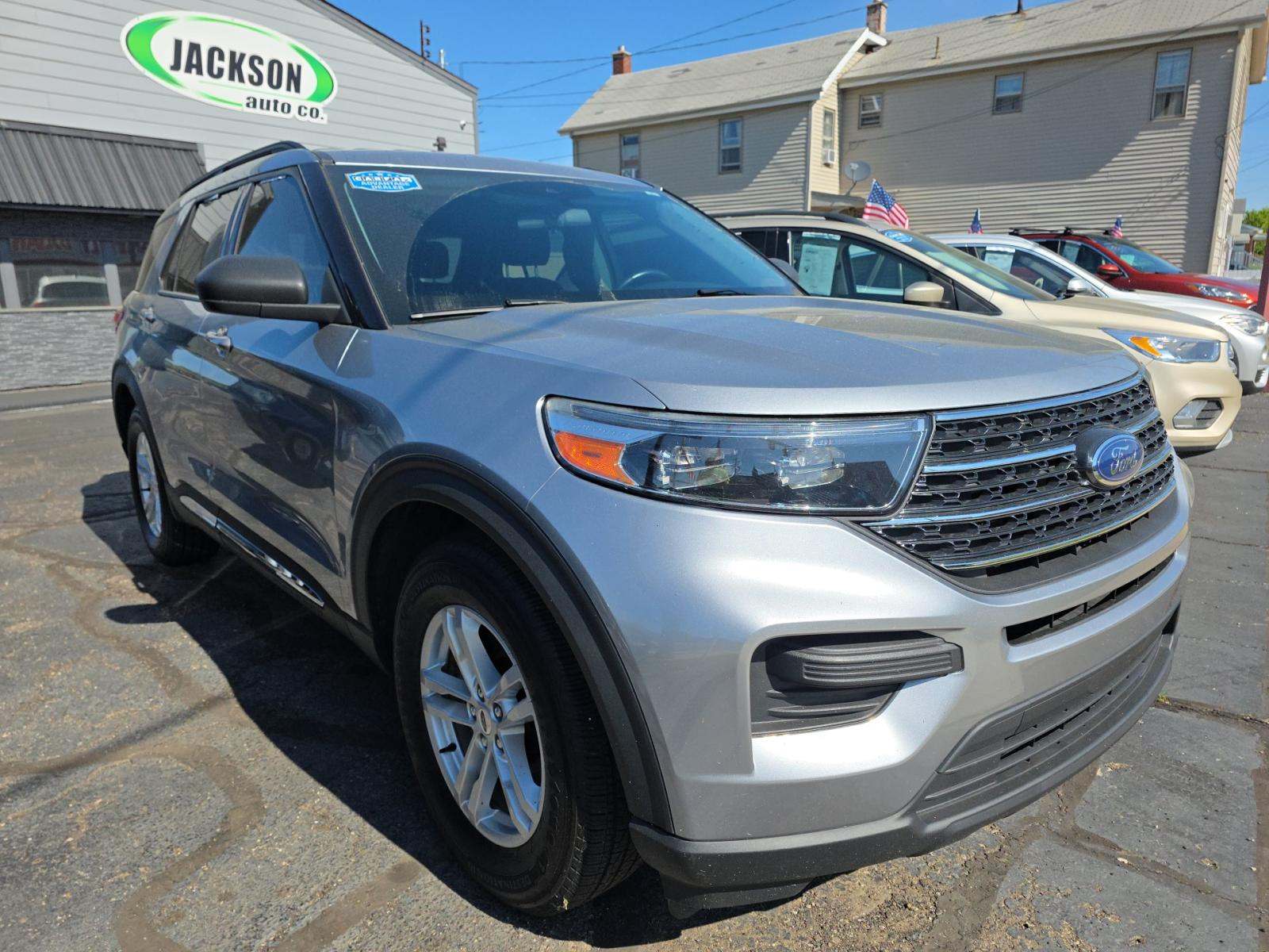 FORD EXPLORER - 4