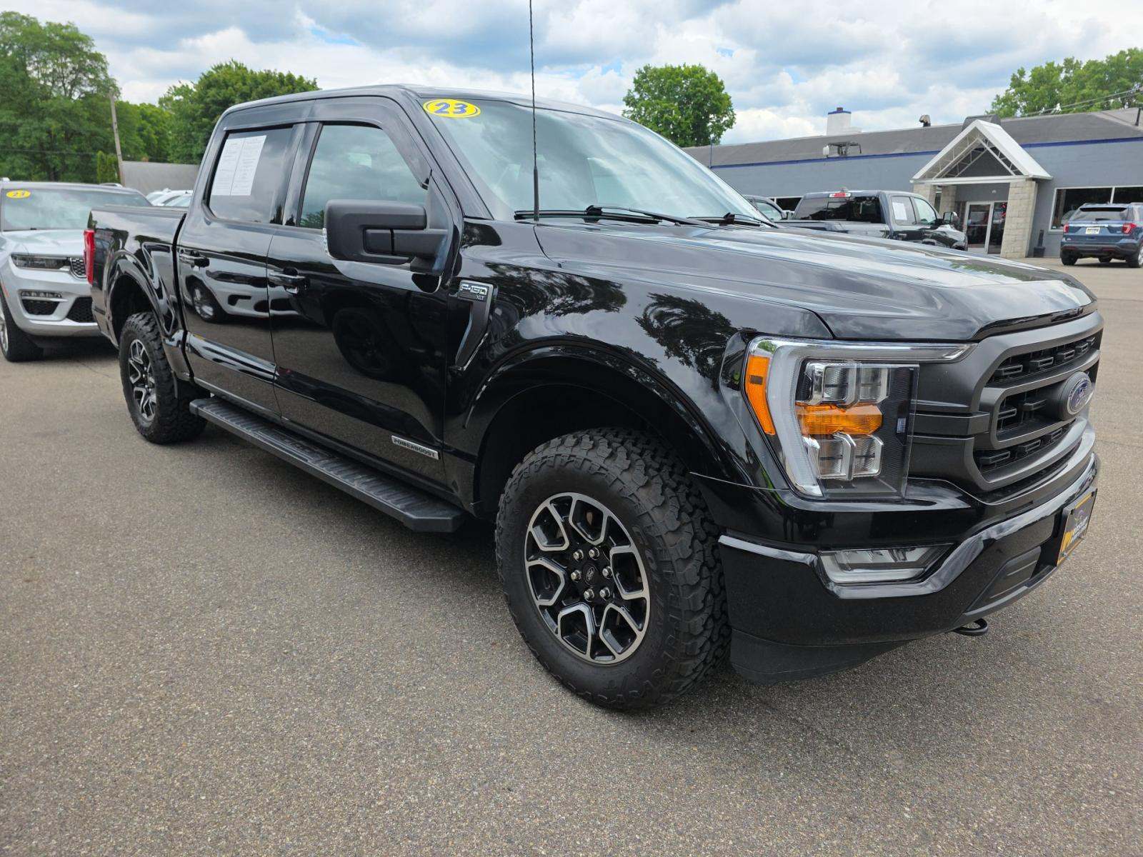 2023 Ford F-150 Hybrid XLT AWD