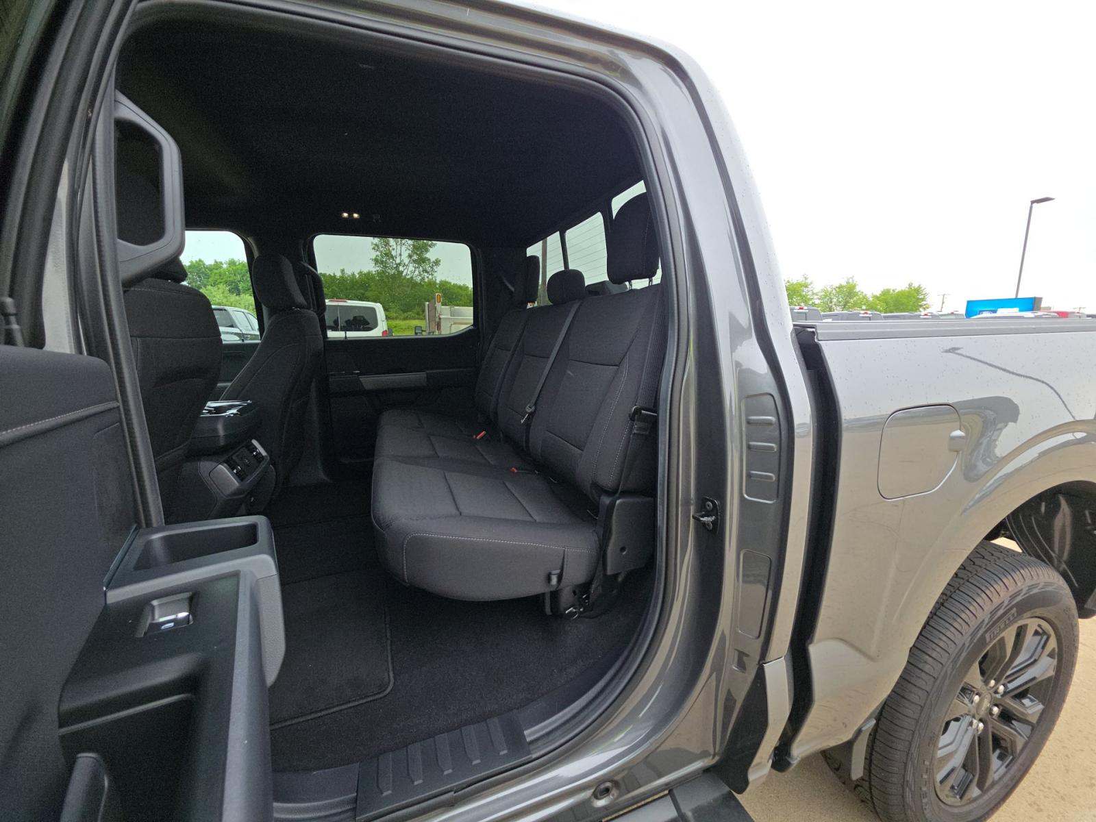 2025 Ford F-150 XLT AWD