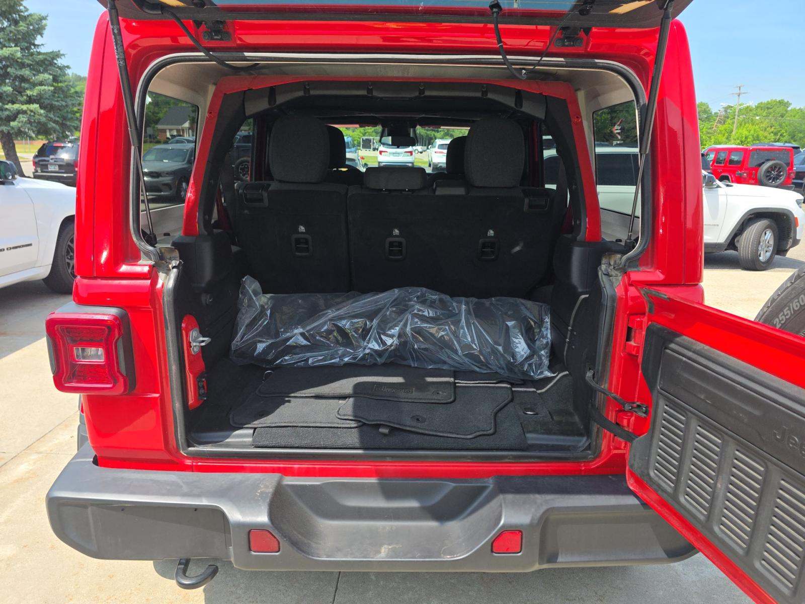 2025 Jeep Wrangler 4xe Sahara AWD