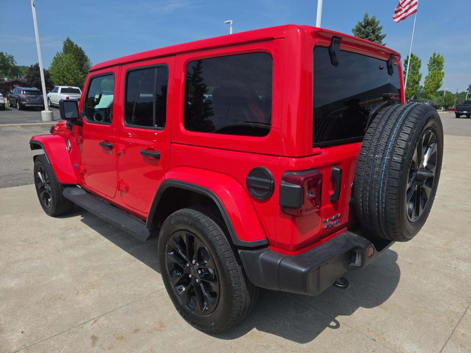 2025 Jeep Wrangler 4xe Sahara AWD