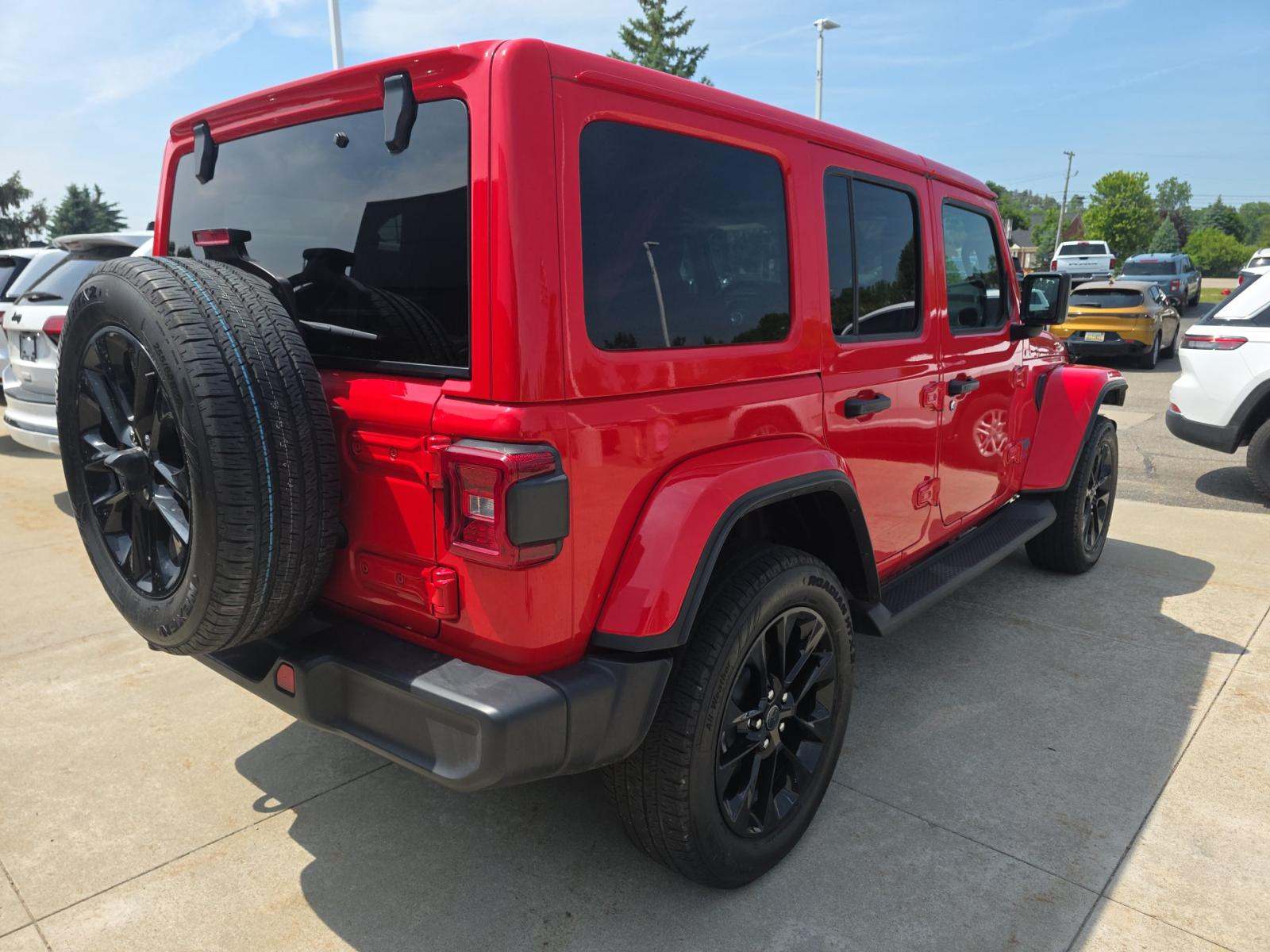 2025 Jeep Wrangler 4xe Sahara AWD