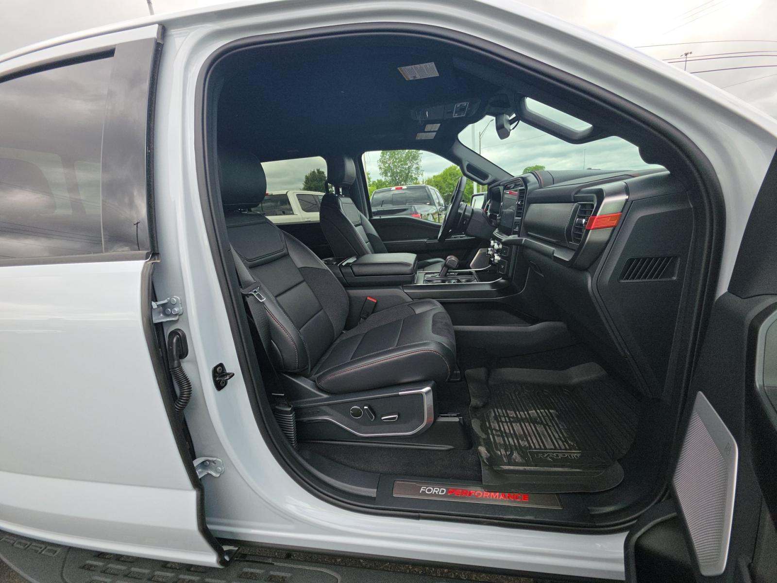 2025 Ford F-150 Raptor AWD