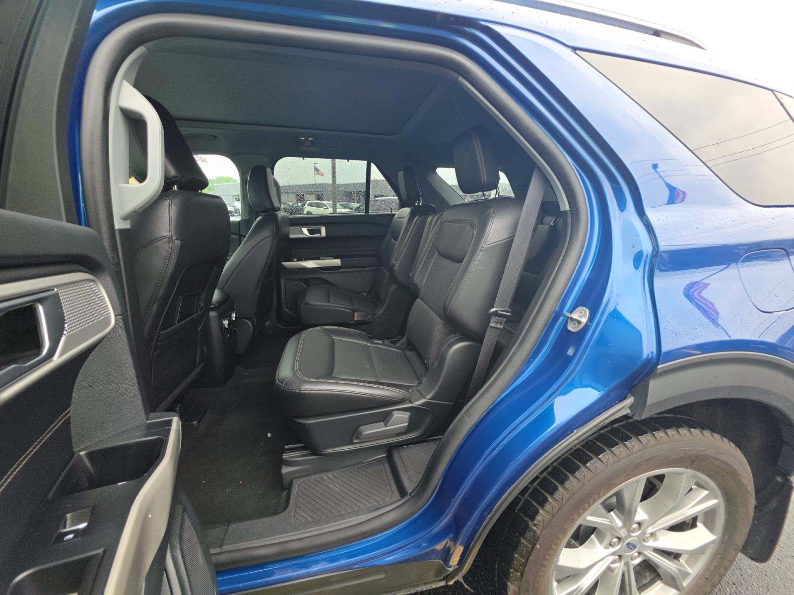FORD EXPLORER - 9