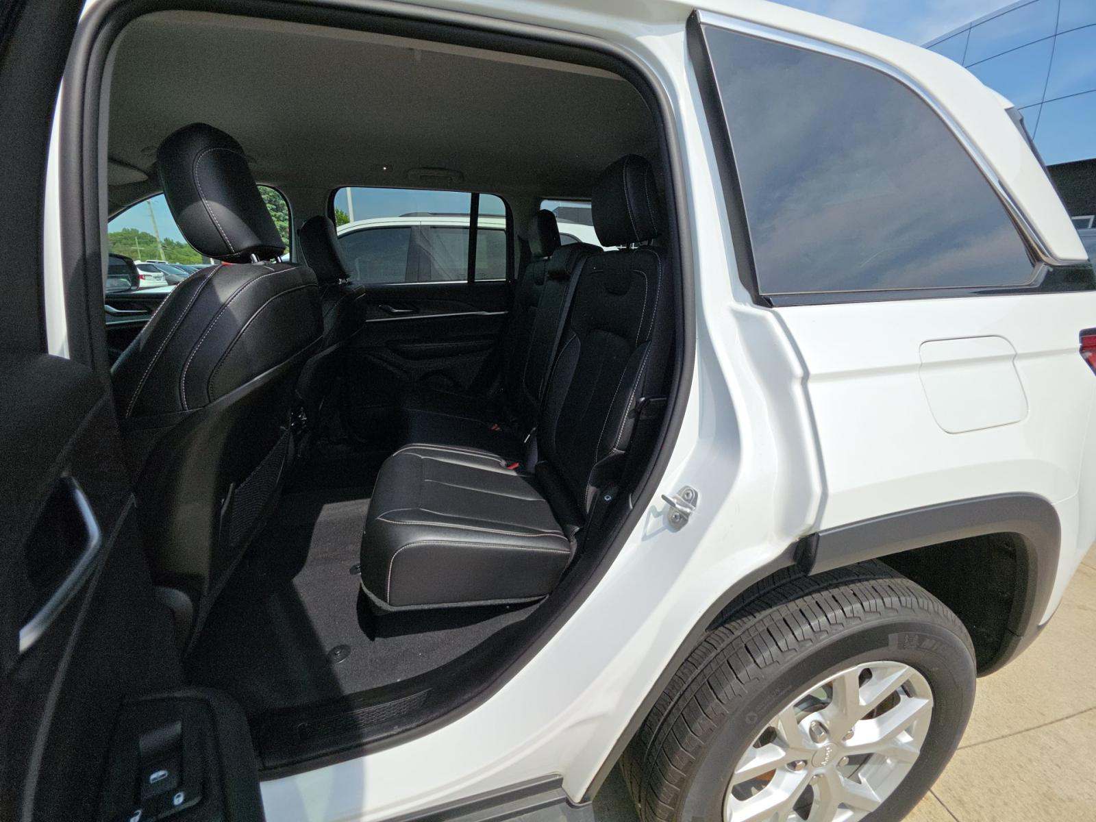 2023 Jeep Grand Cherokee Limited AWD